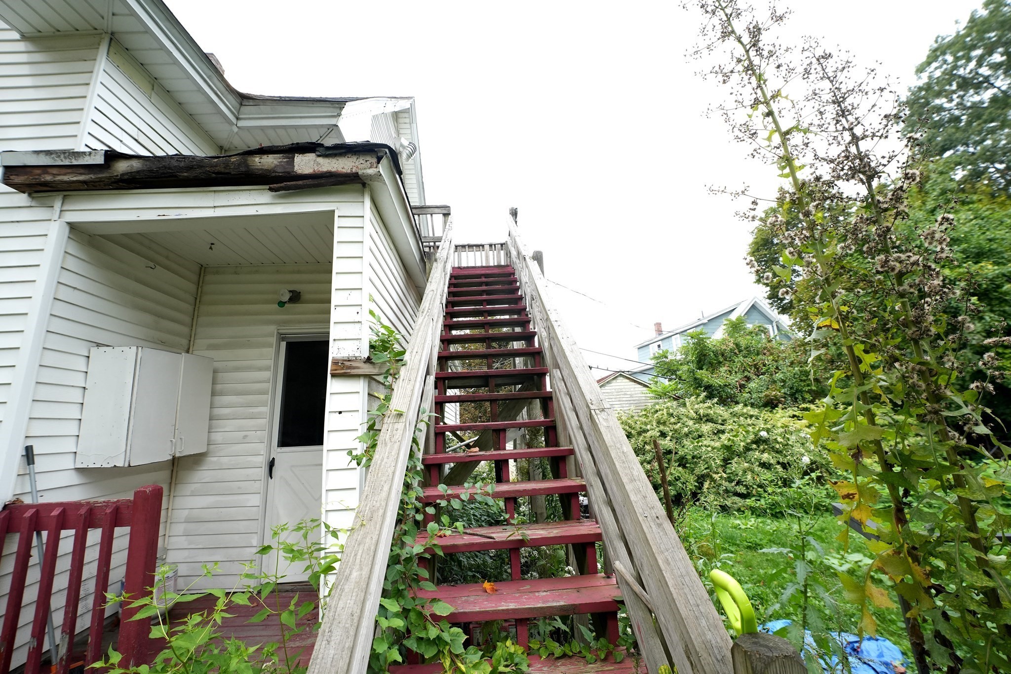 3 Clifton Ter Property Photo 3