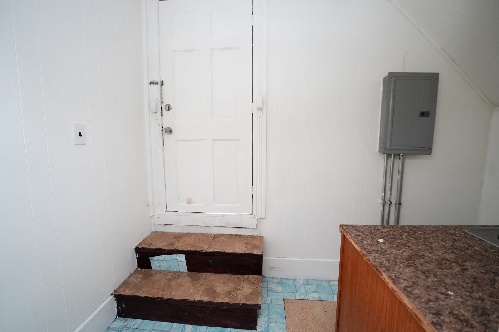 3 Clifton Ter Property Photo 22