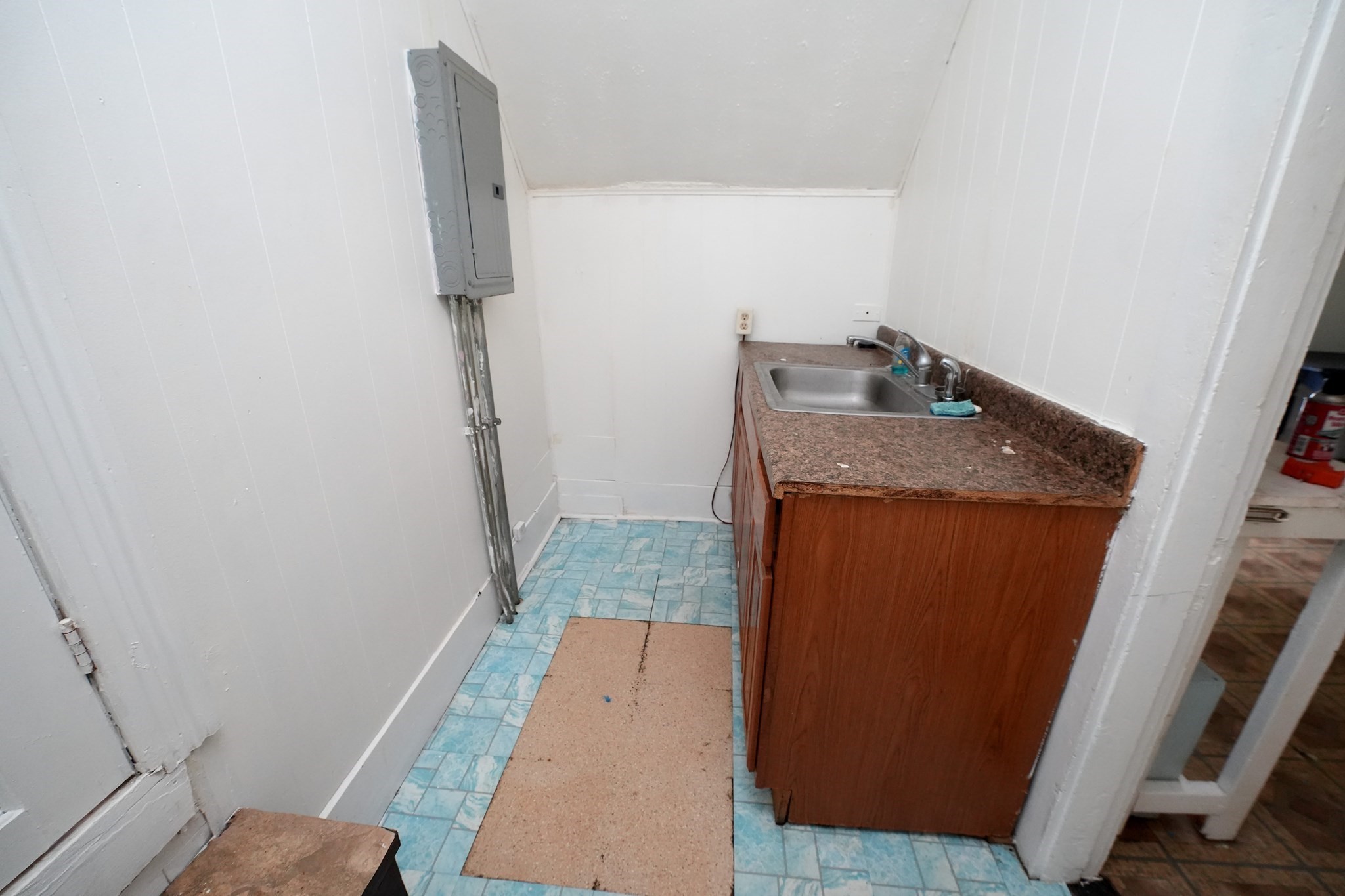 3 Clifton Ter Property Photo 23