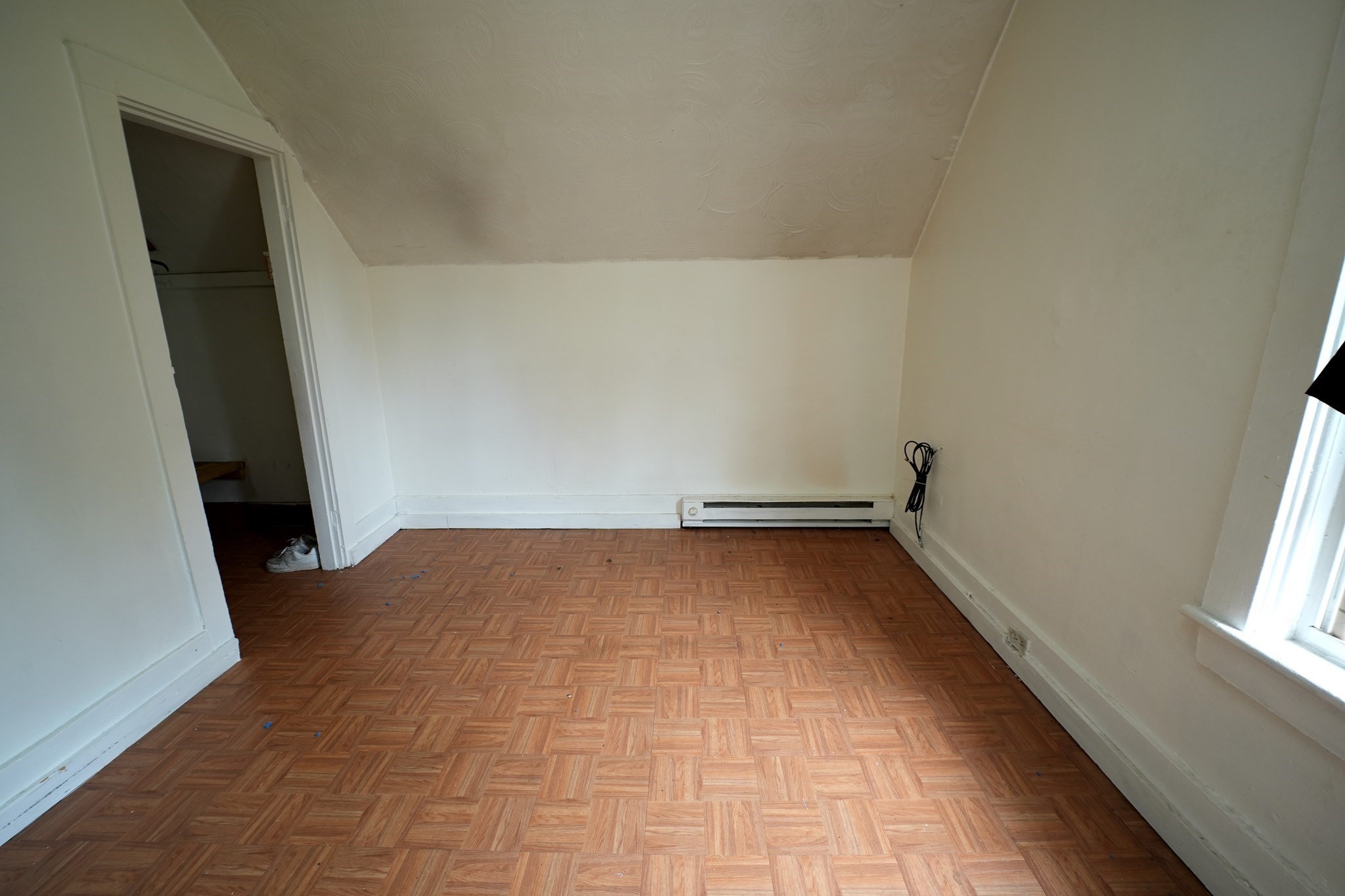 3 Clifton Ter Property Photo 27