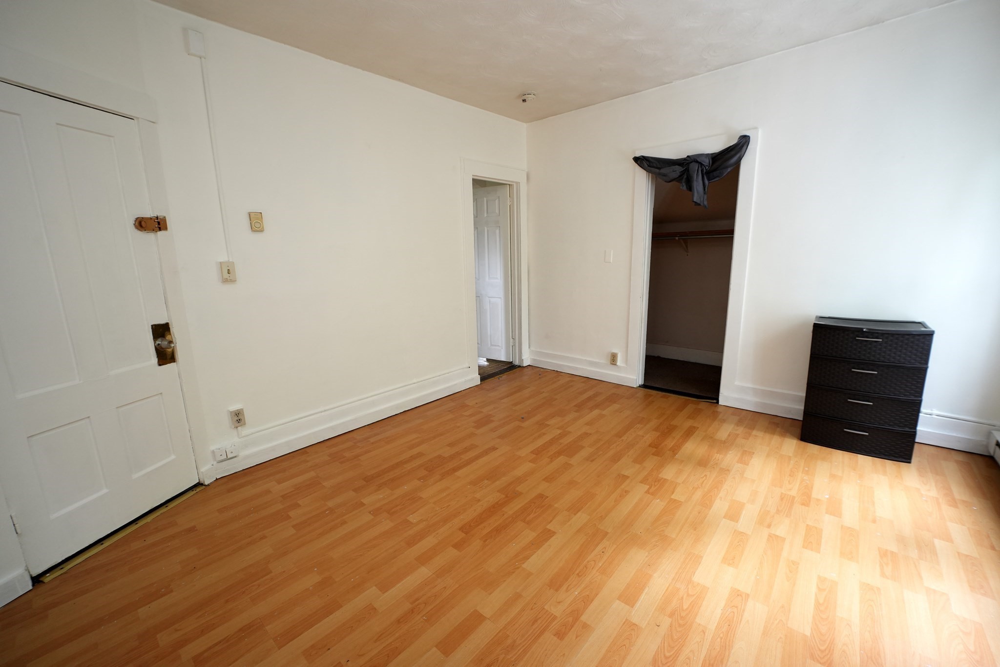 3 Clifton Ter Property Photo 31