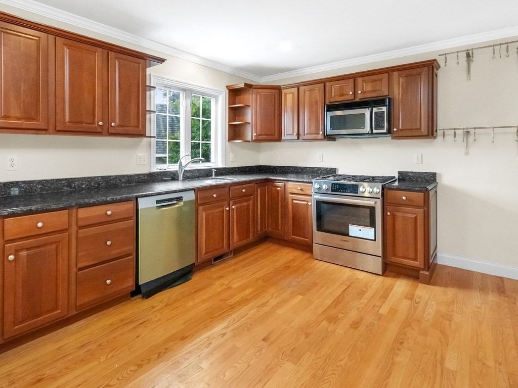35 Hiawatha Avenue Property Photo 4