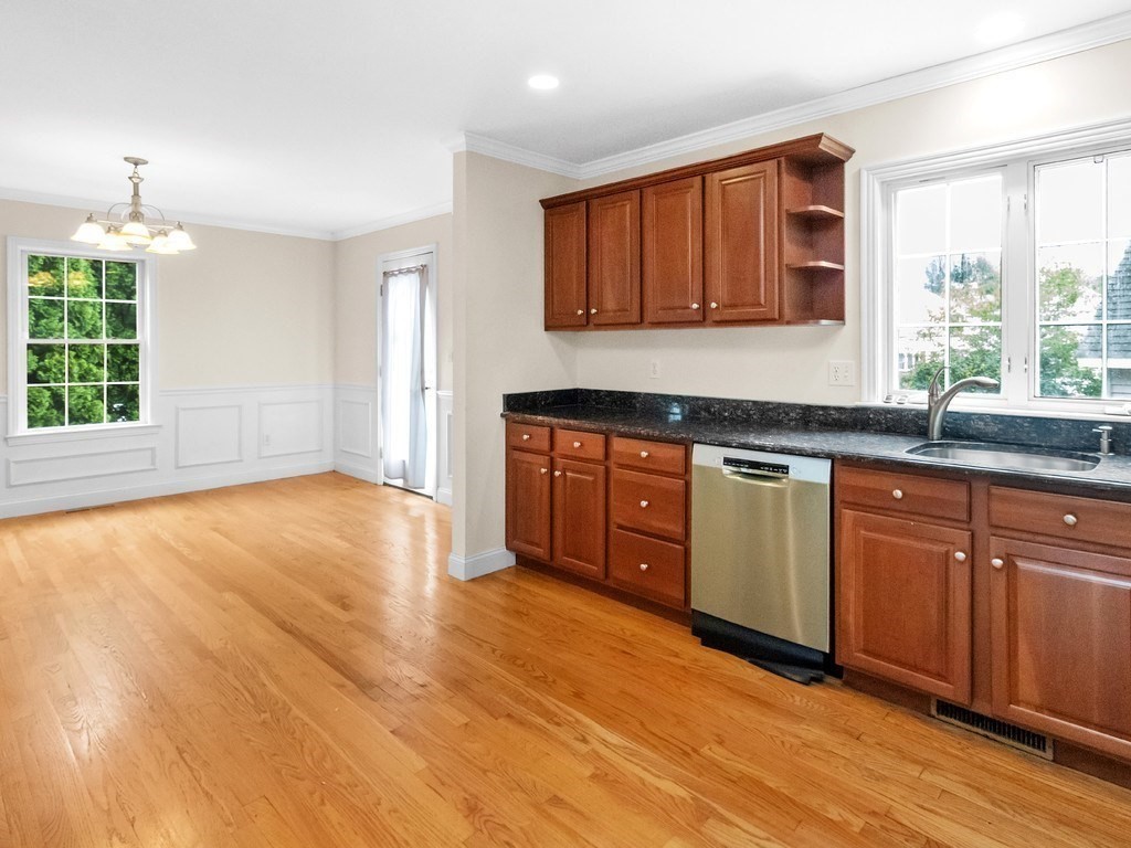 35 Hiawatha Avenue Property Photo 6
