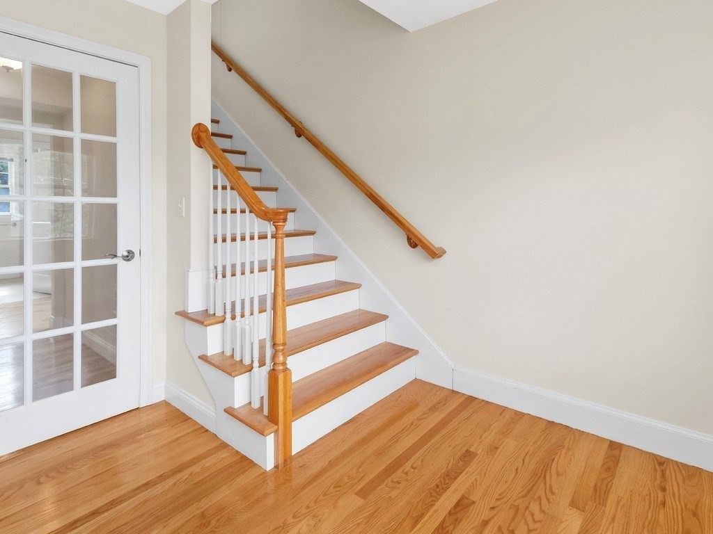 35 Hiawatha Avenue Property Photo 27