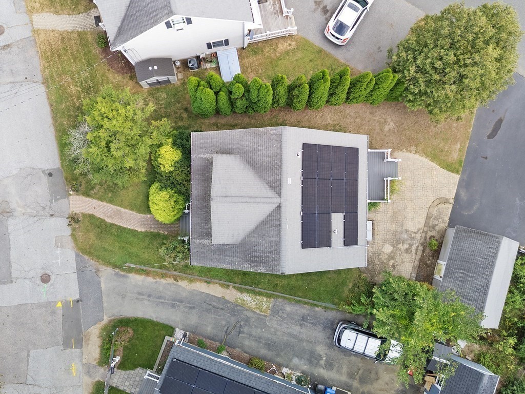 35 Hiawatha Avenue Property Photo 37