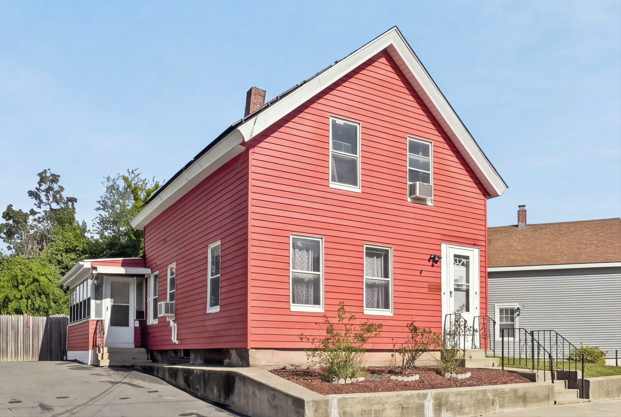 48 Jewett Street Property Photo 1