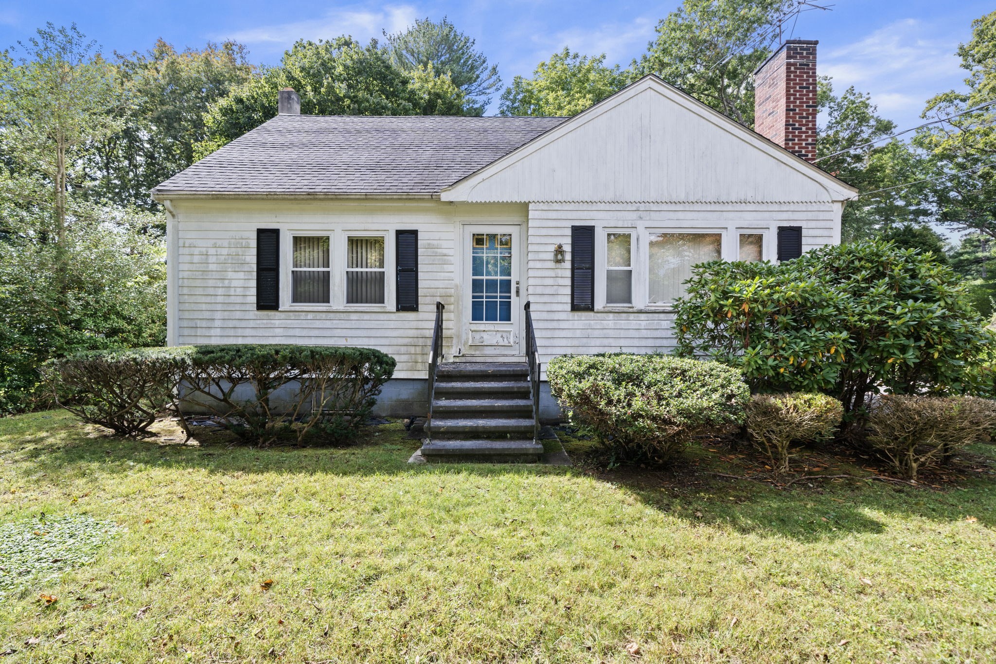 43 Lawrence St Property Photo 1