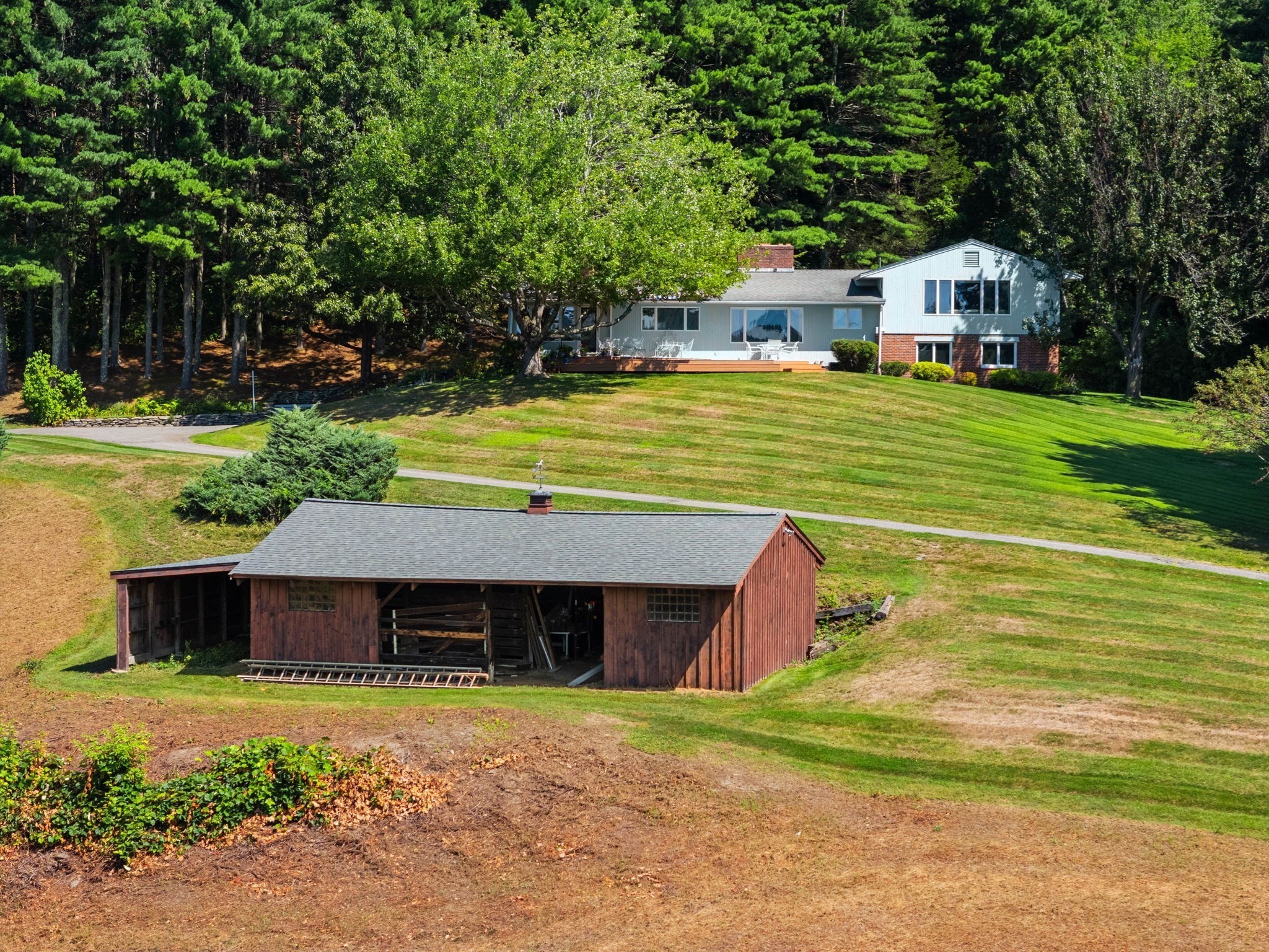 163 Indian Hill Rd Property Photo 1