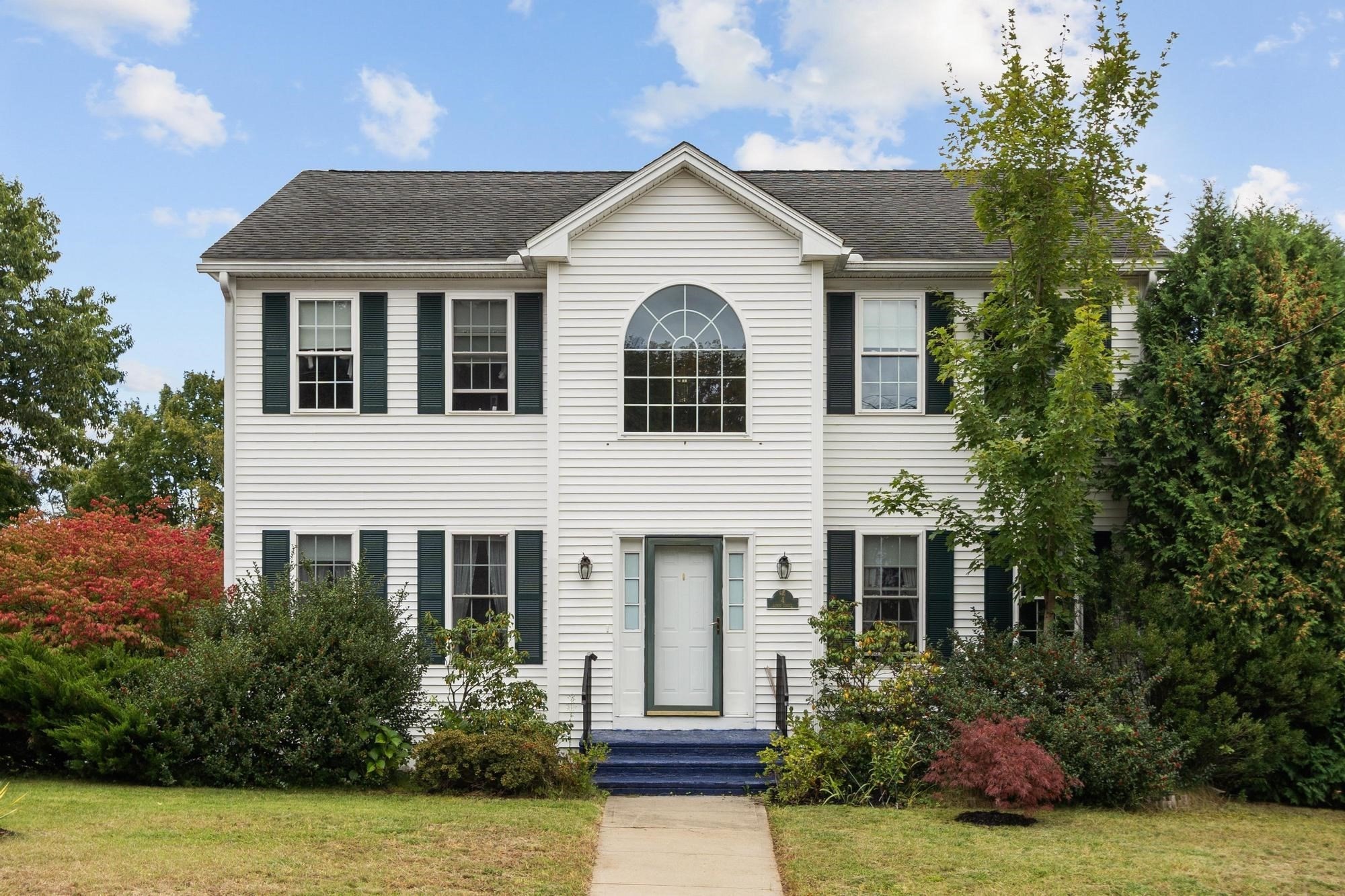 4 Lynde St Property Photo 1