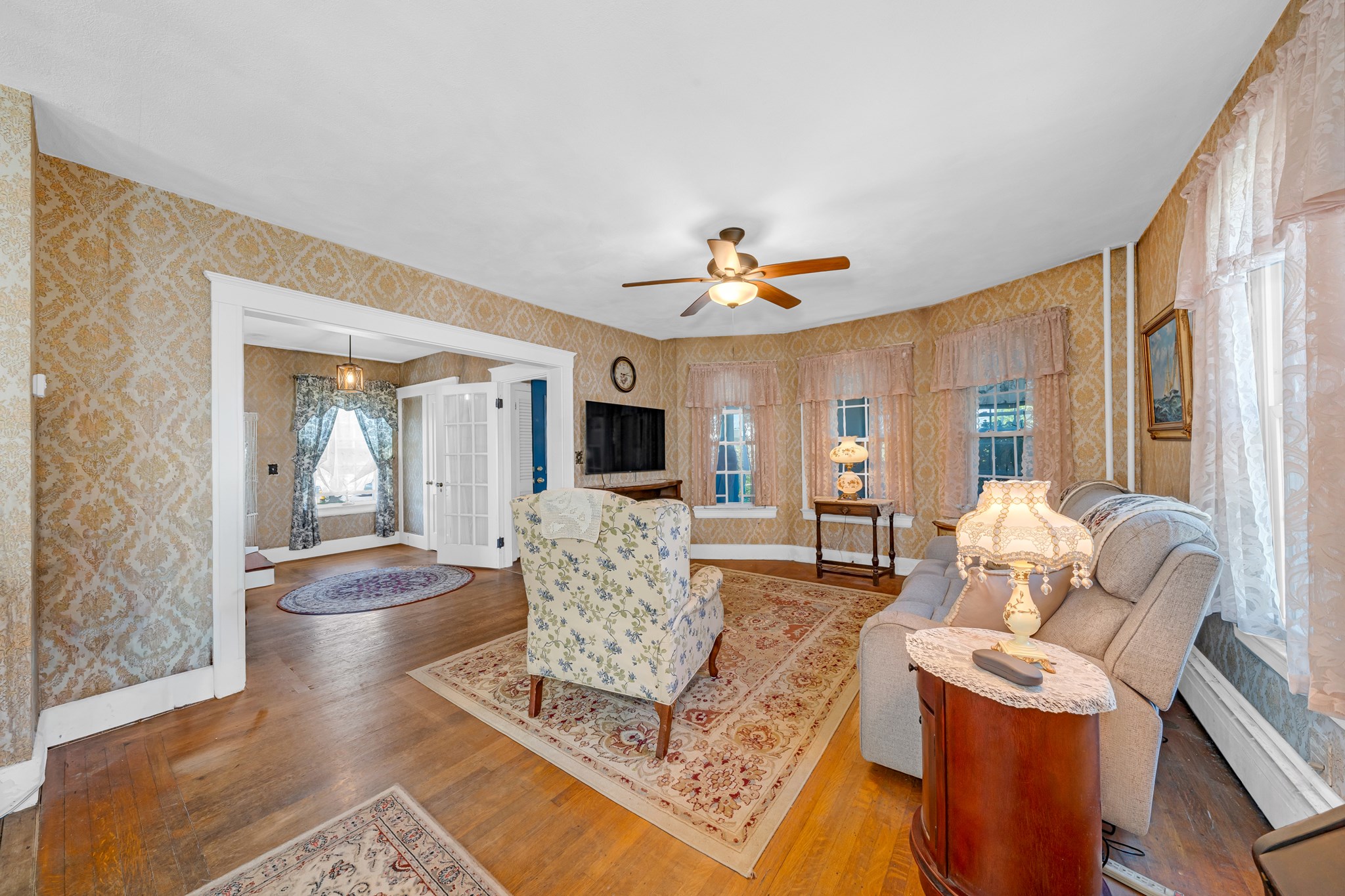 412 Jefferson Avenue Property Photo 8