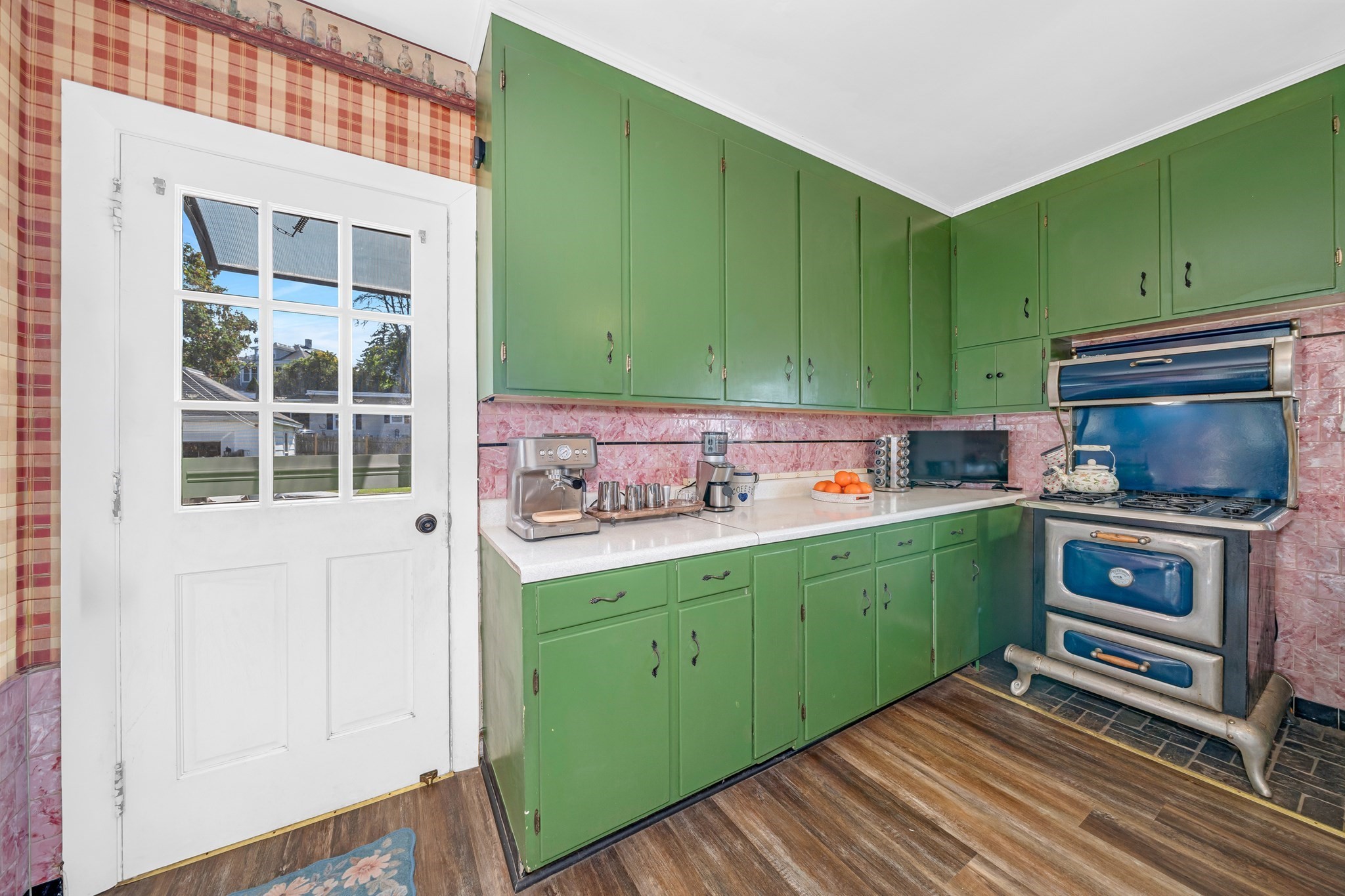 412 Jefferson Avenue Property Photo 15