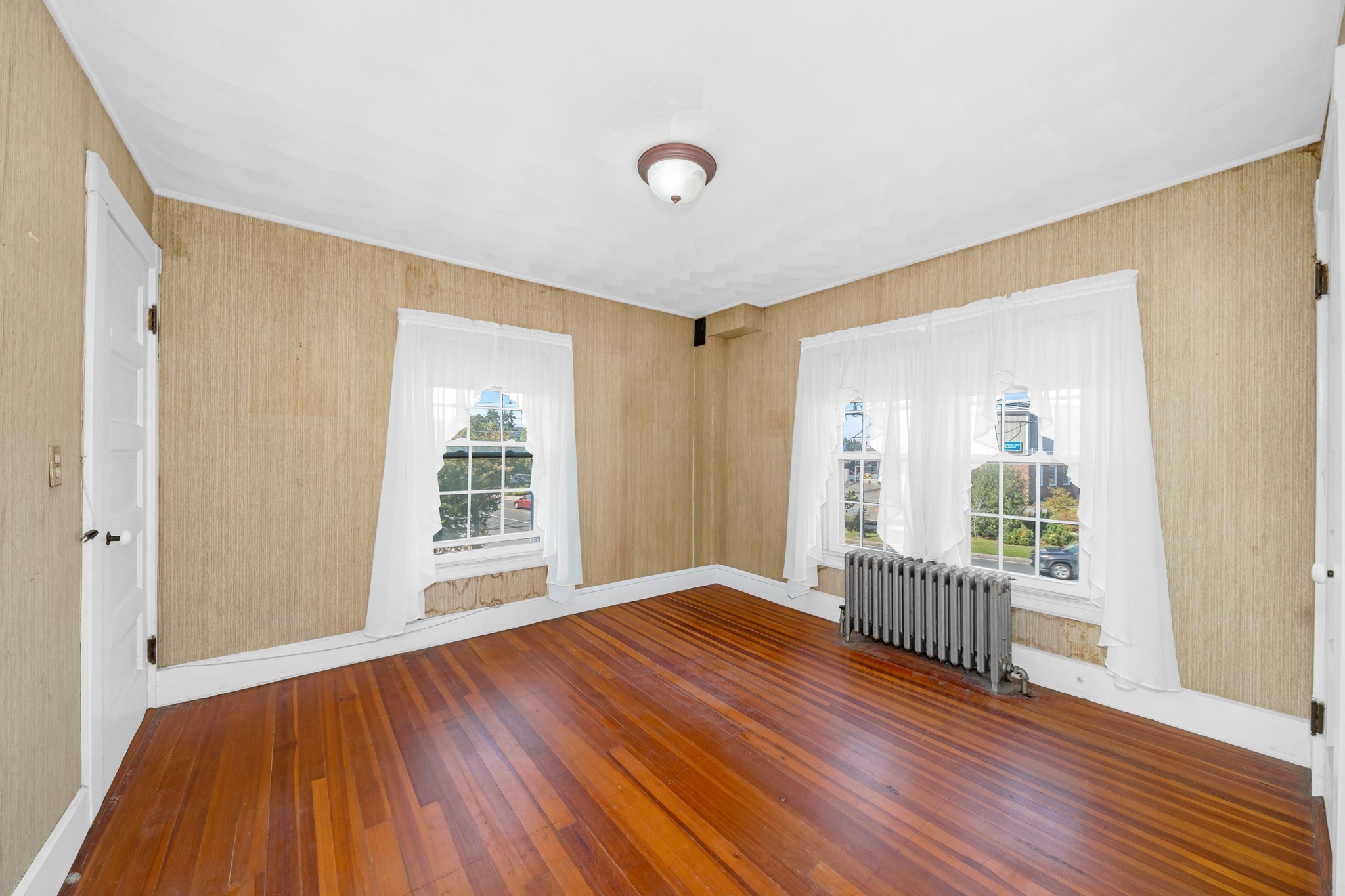 412 Jefferson Avenue Property Photo 27