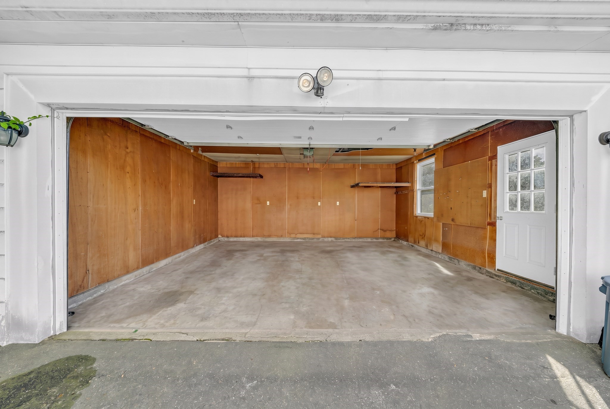 412 Jefferson Avenue Property Photo 35