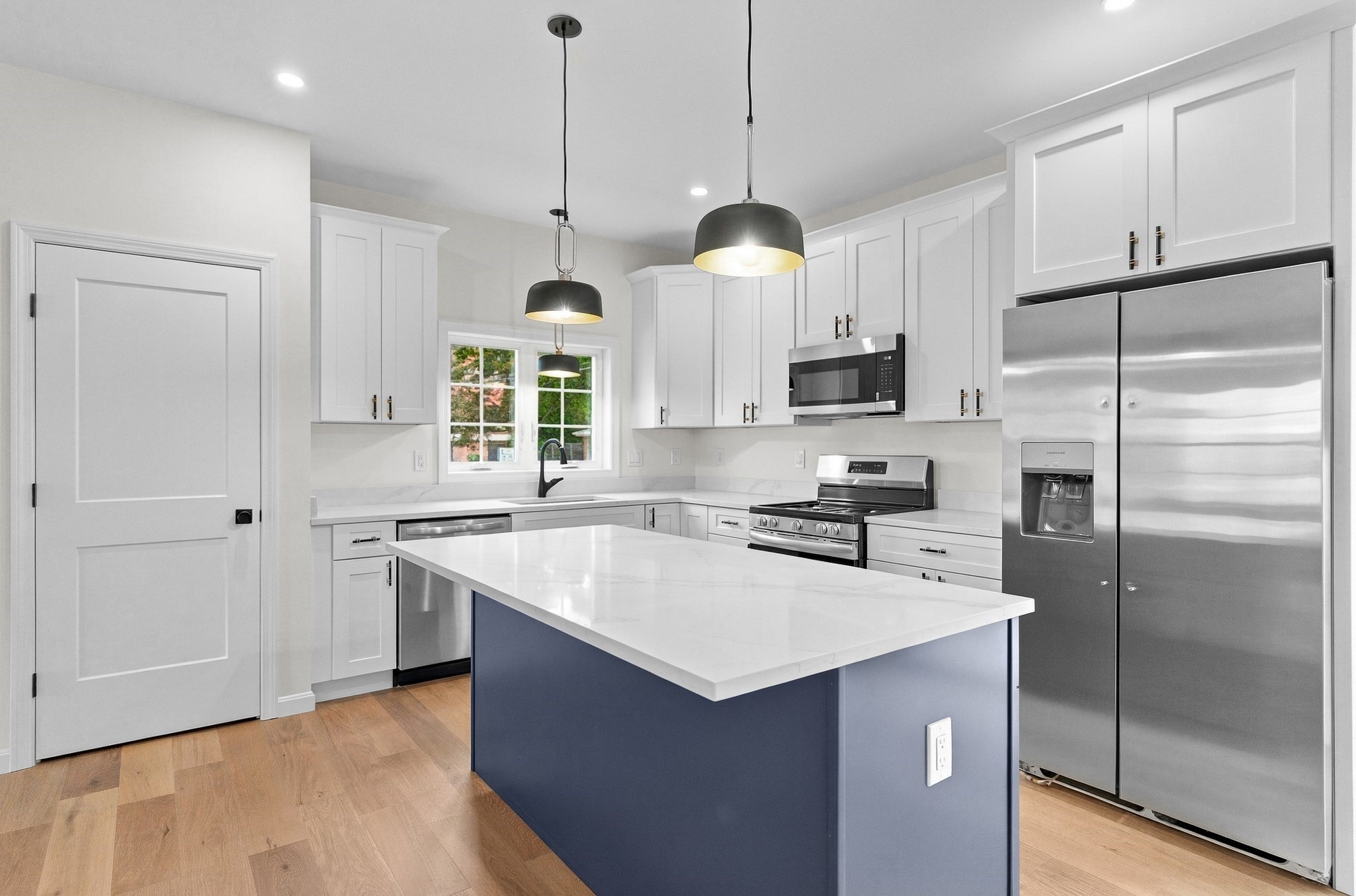 181 Wellington Property Photo 3