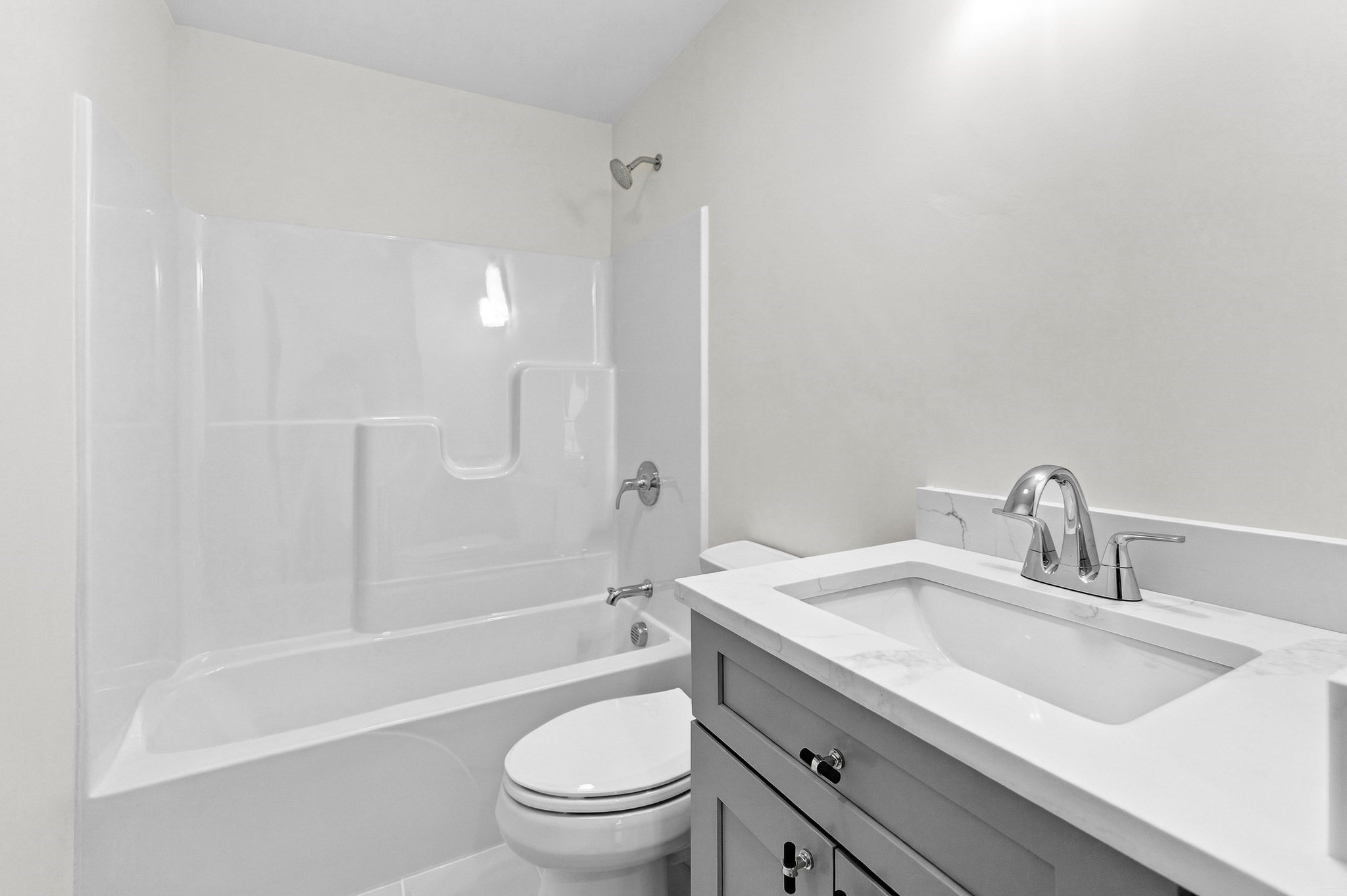 181 Wellington Property Photo 13