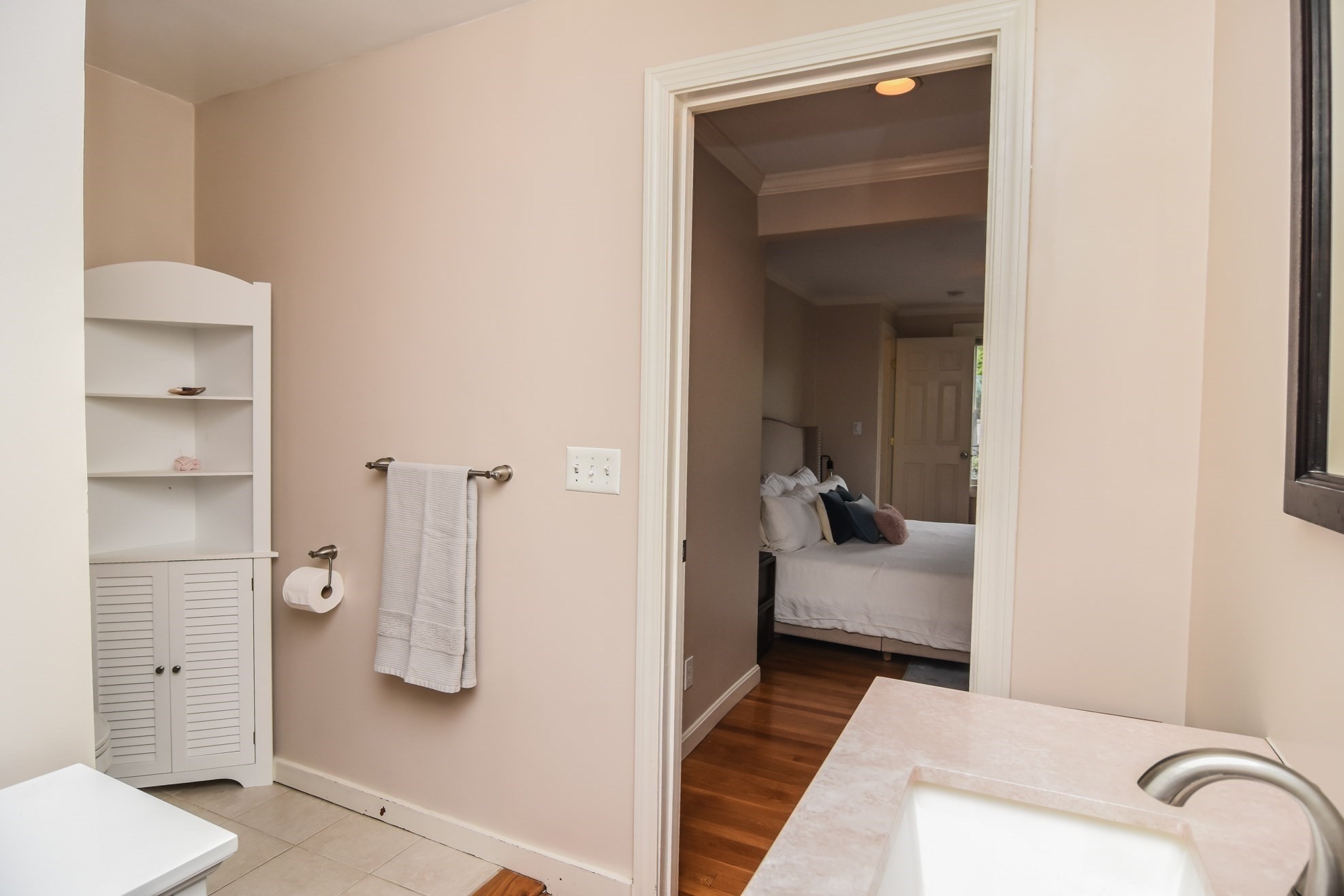184 Elm St Property Photo 16