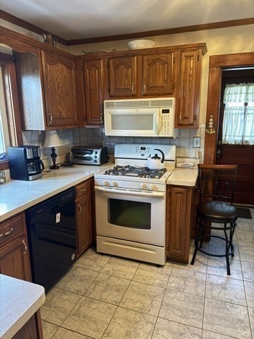 112 Glendale Rd Property Photo 3