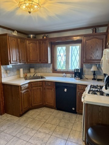 112 Glendale Rd Property Photo 4
