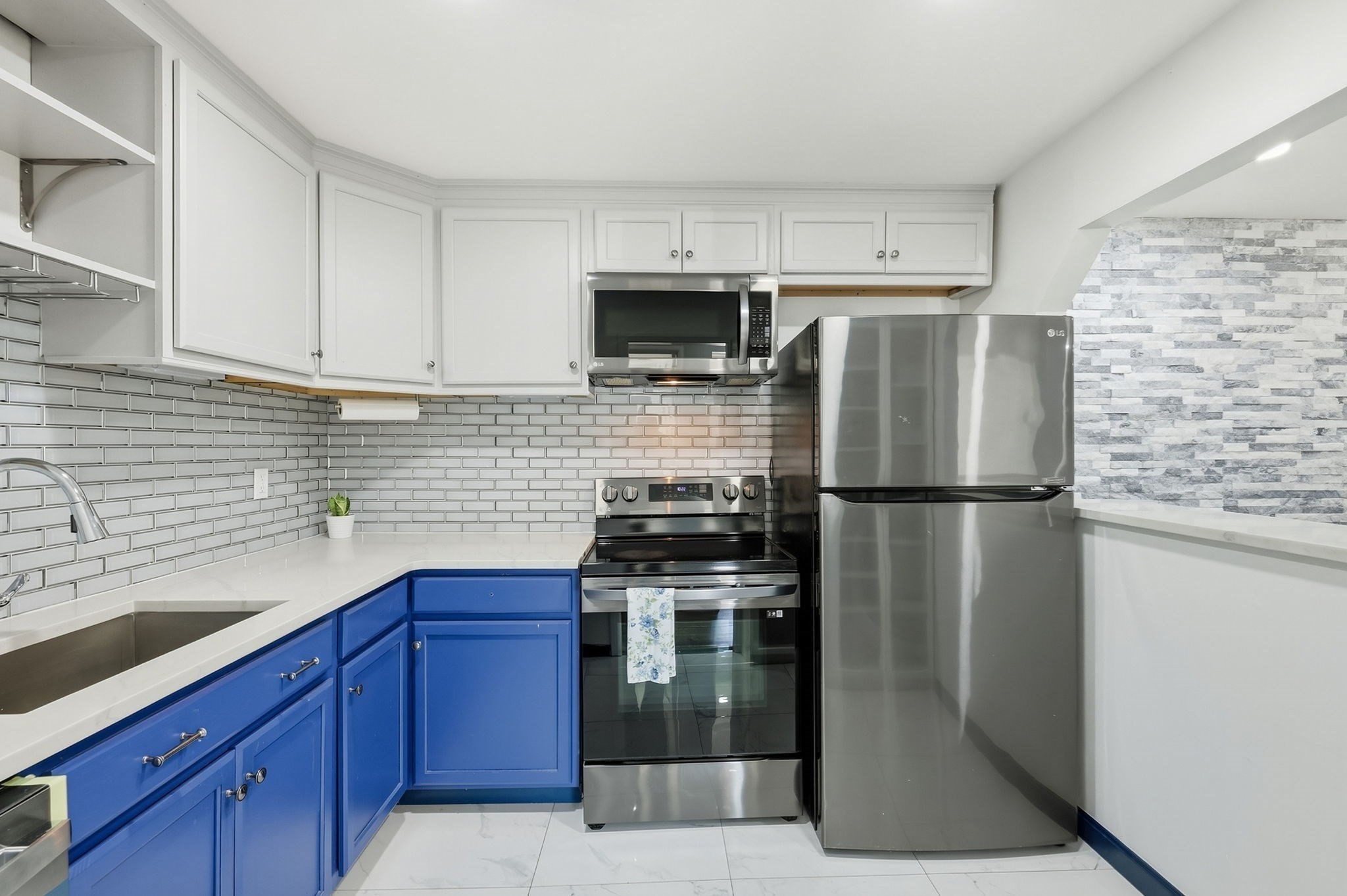 9 Weld St # 31 Property Photo 1