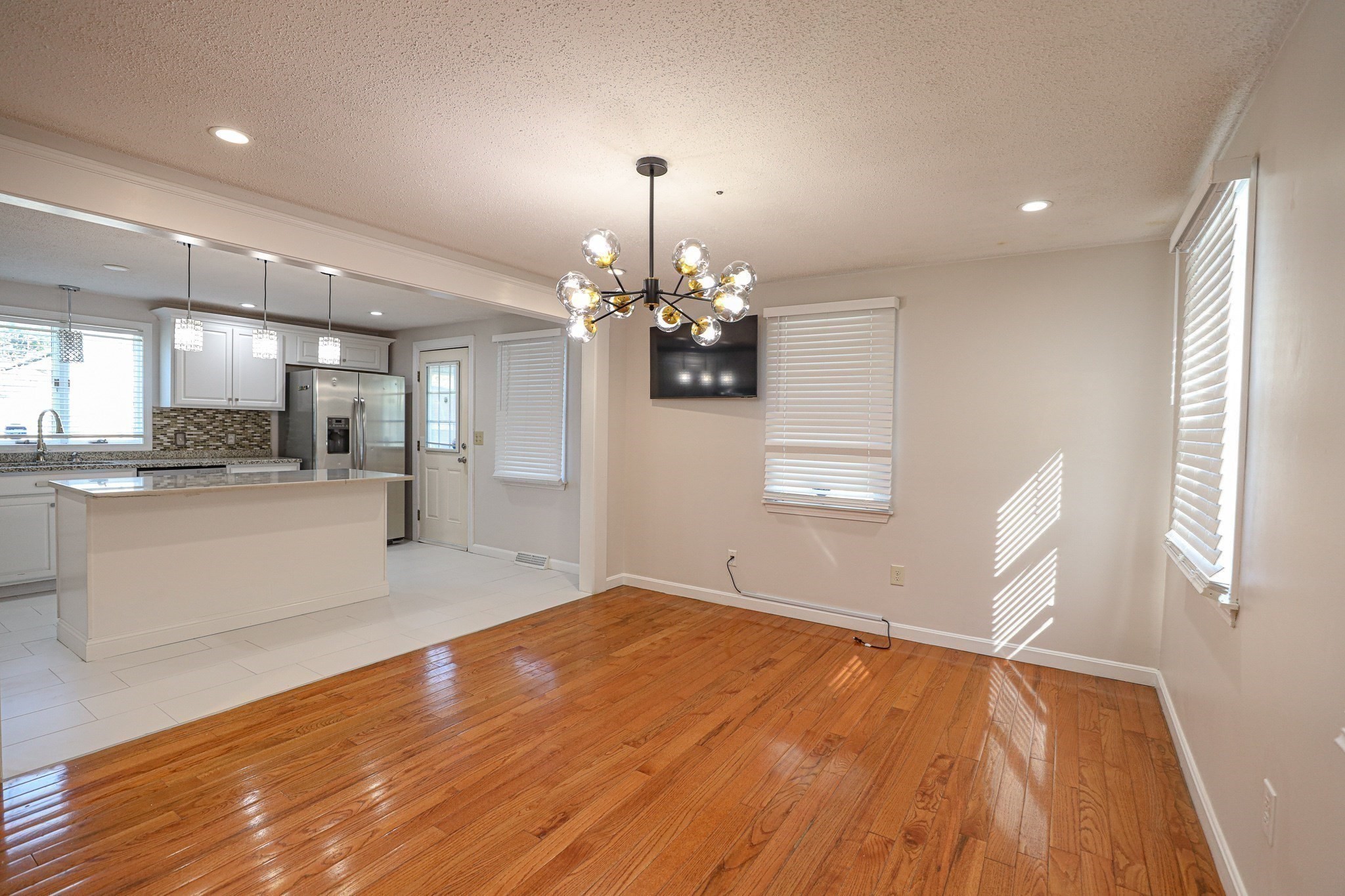 43 Duren Ave Property Photo 10