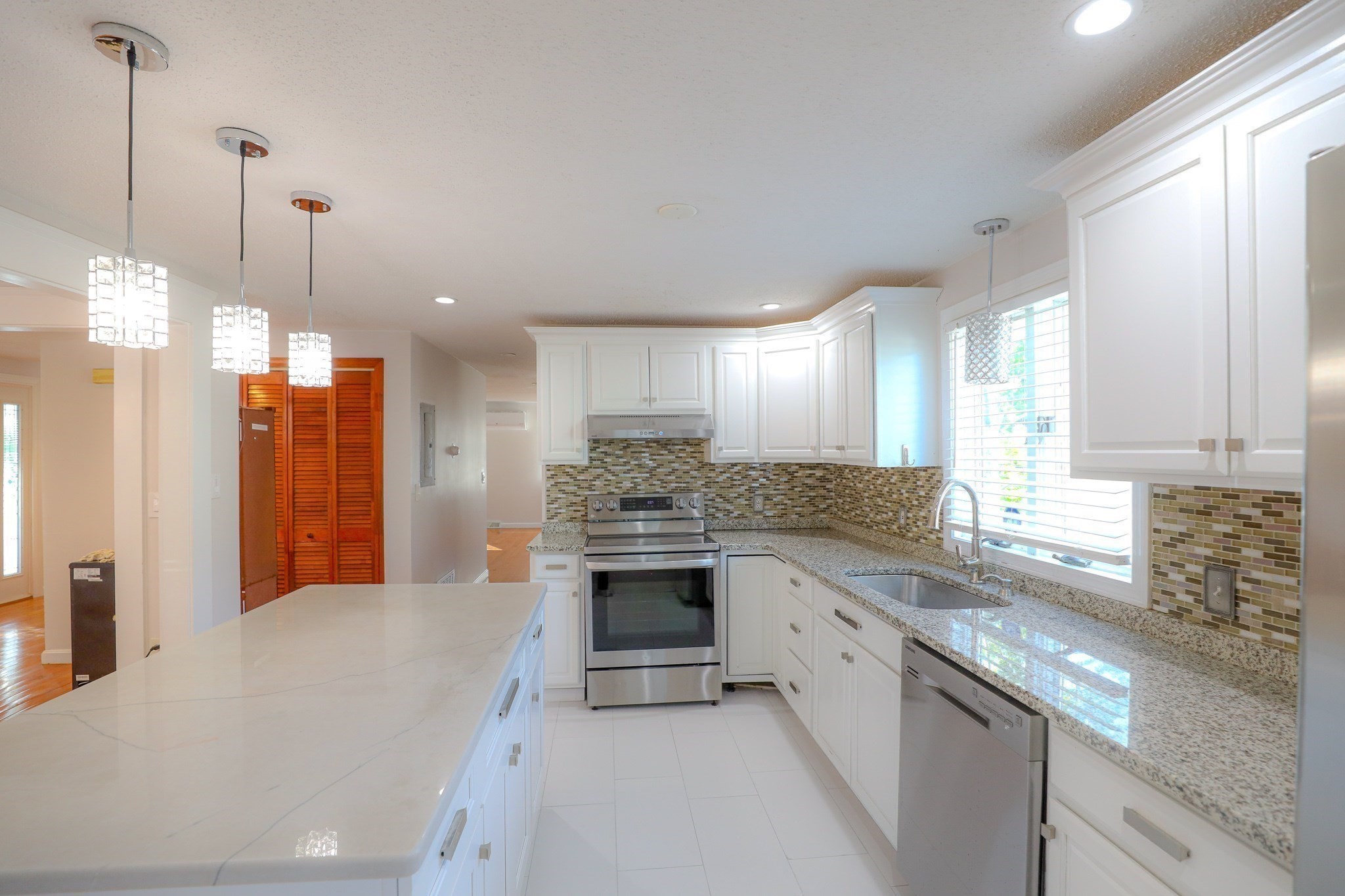 43 Duren Ave Property Photo 13