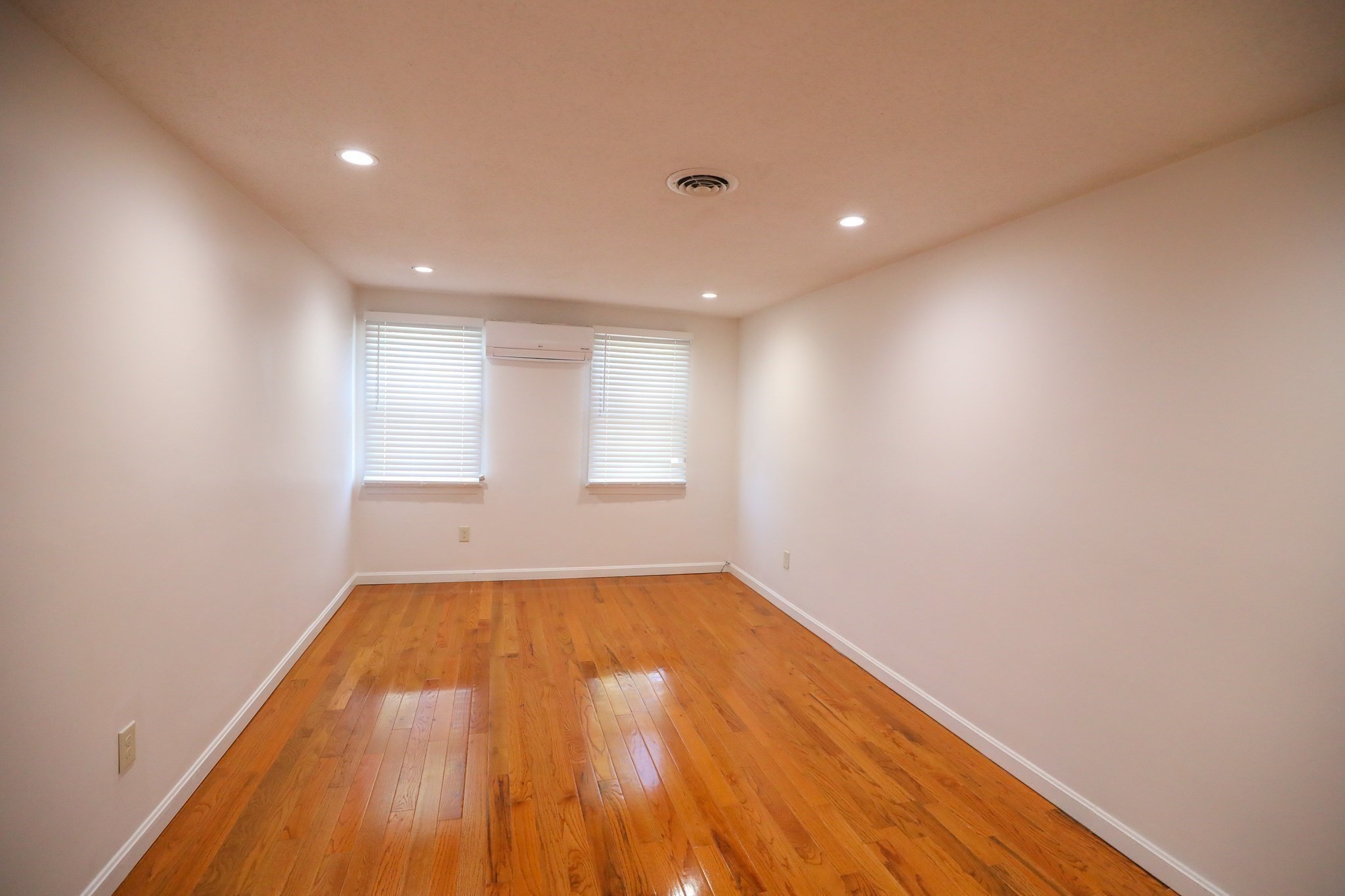 43 Duren Ave Property Photo 17