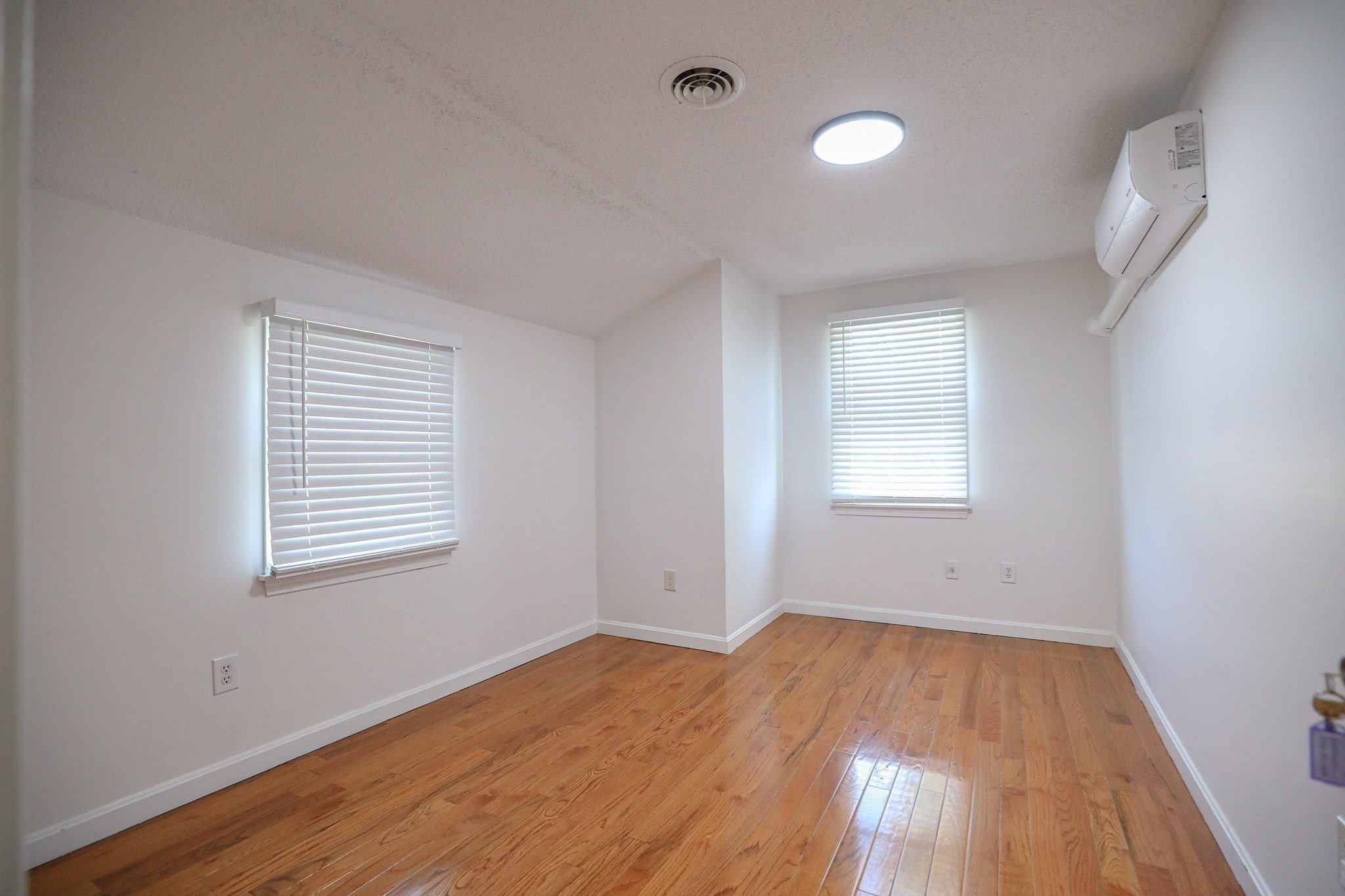 43 Duren Ave Property Photo 19