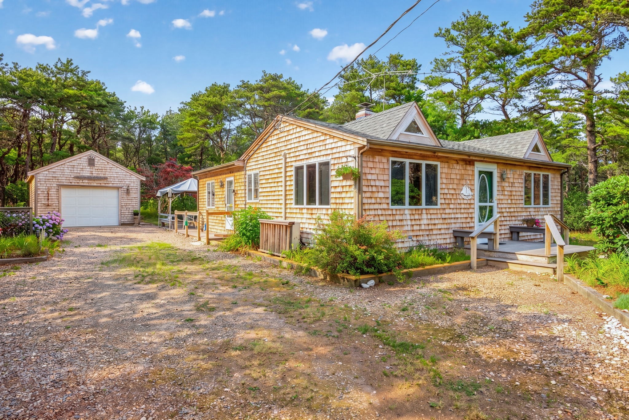 6 Meadow Terrace Property Photo 2
