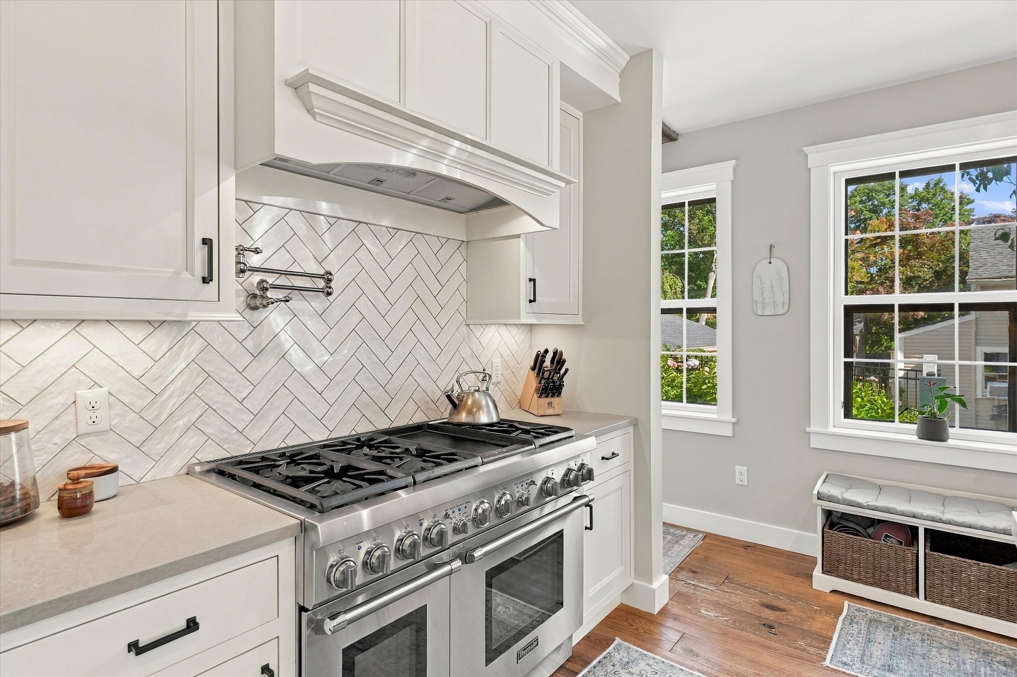 26a Tyng St Property Photo 6