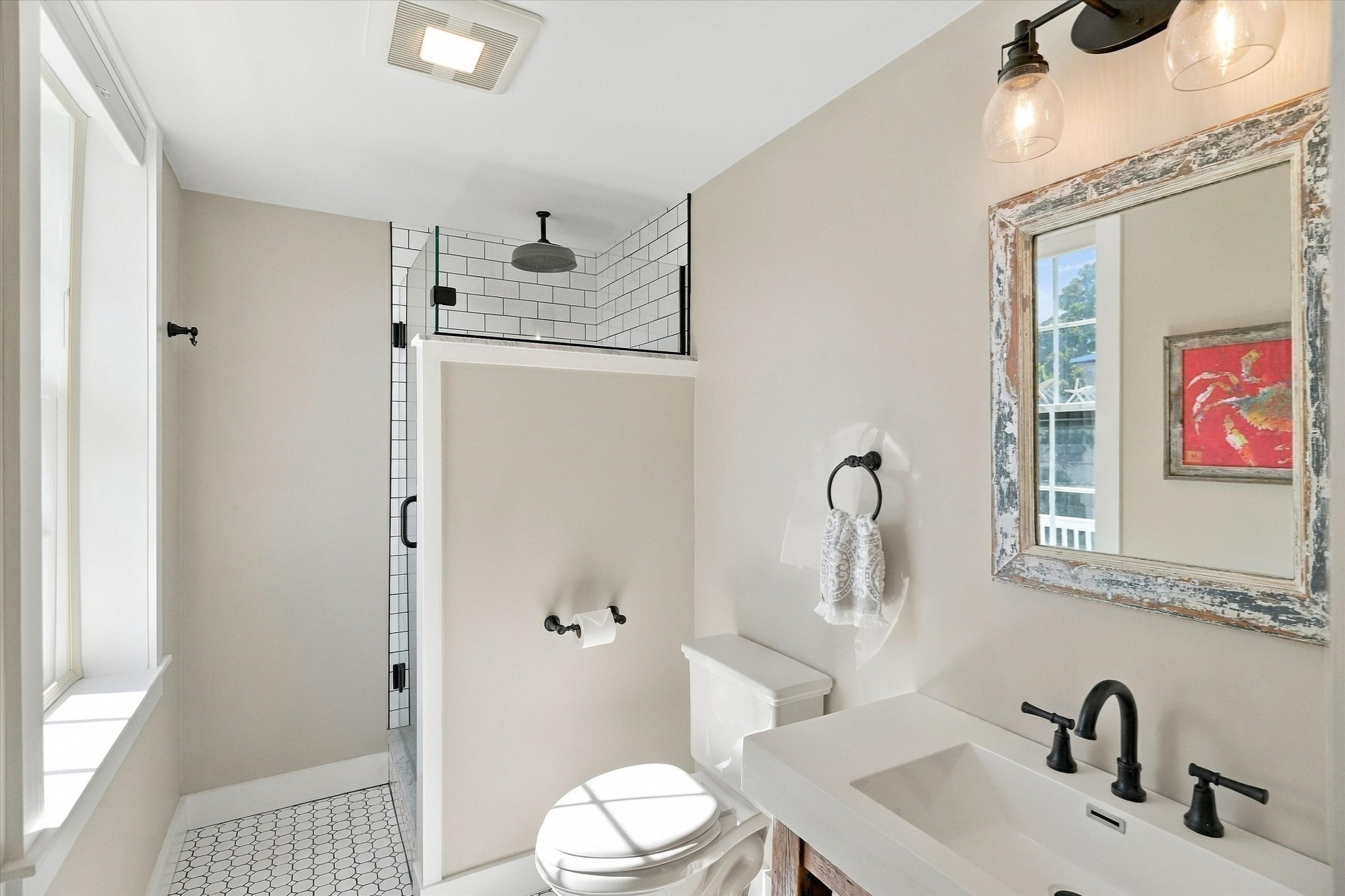 26a Tyng St Property Photo 18