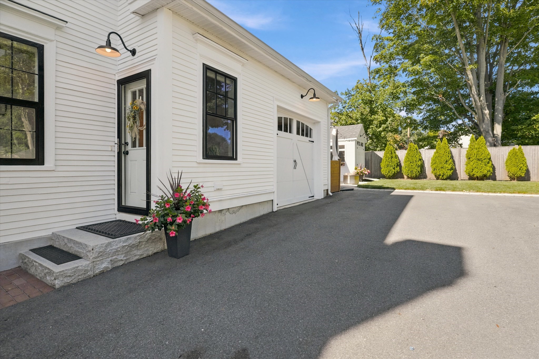 26a Tyng St Property Photo 33