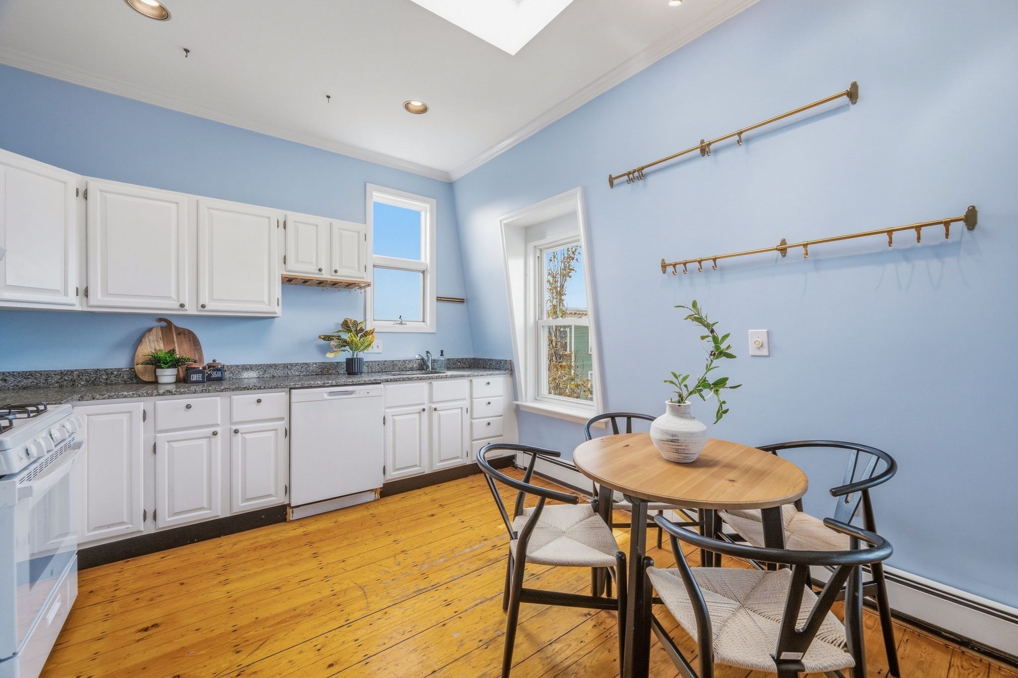 328 Prospect Street # C Property Photo 6