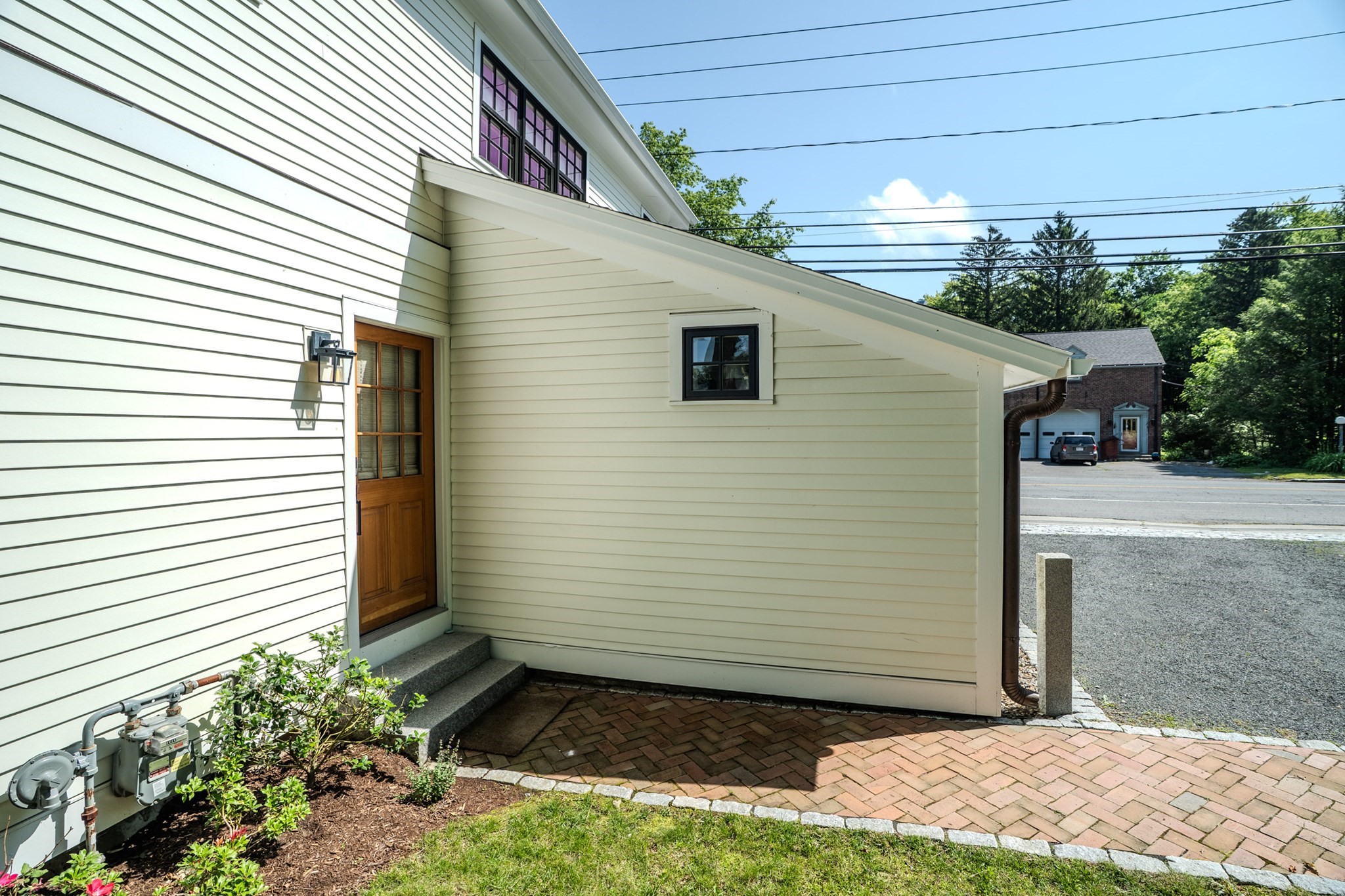 14 Sugarloaf St Property Photo 3