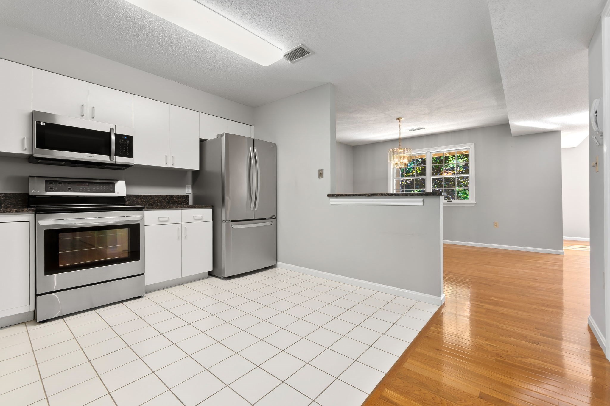 9 Weatherly Drive # 9 Property Photo 12
