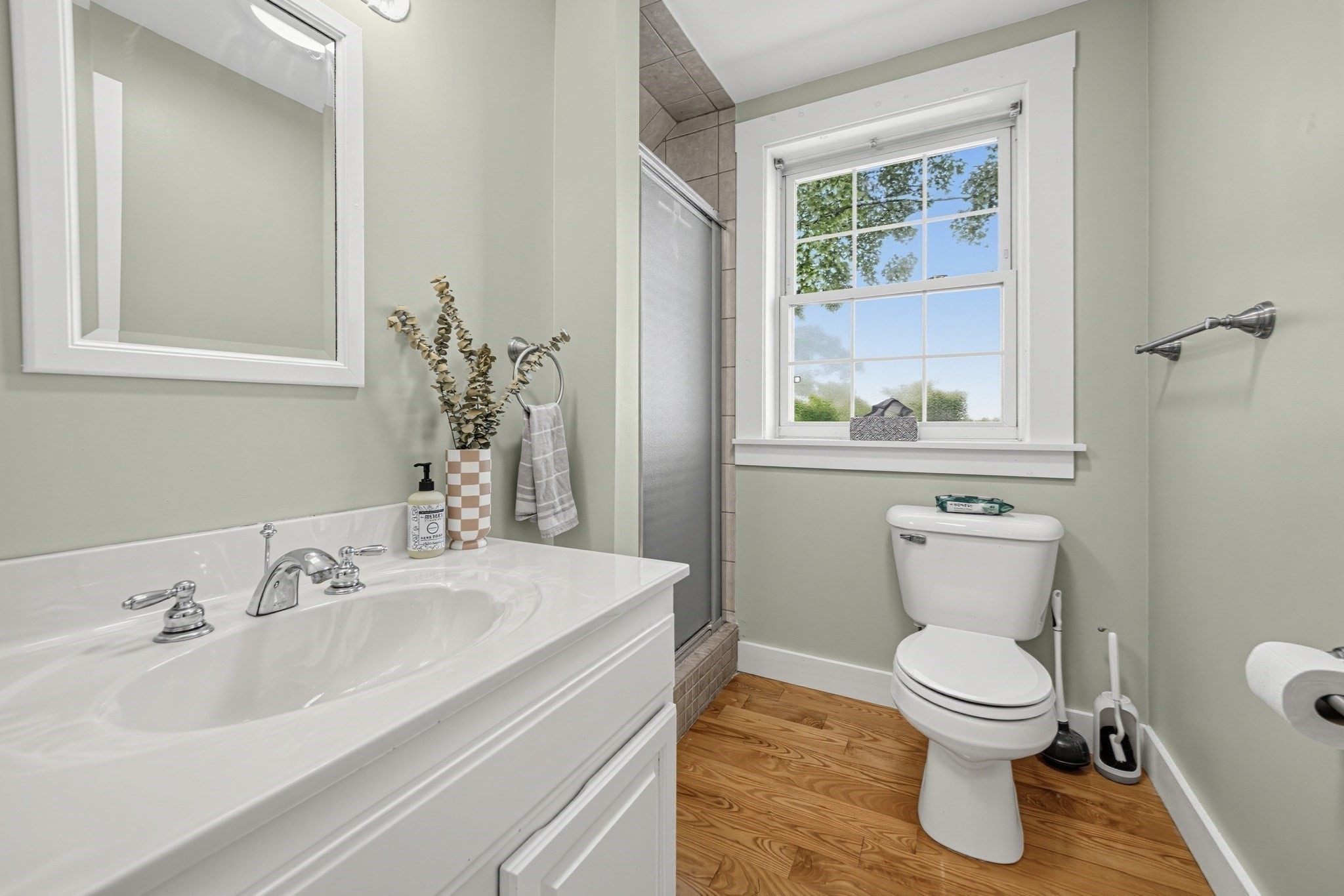 5 Russell Street # 4 Property Photo 11