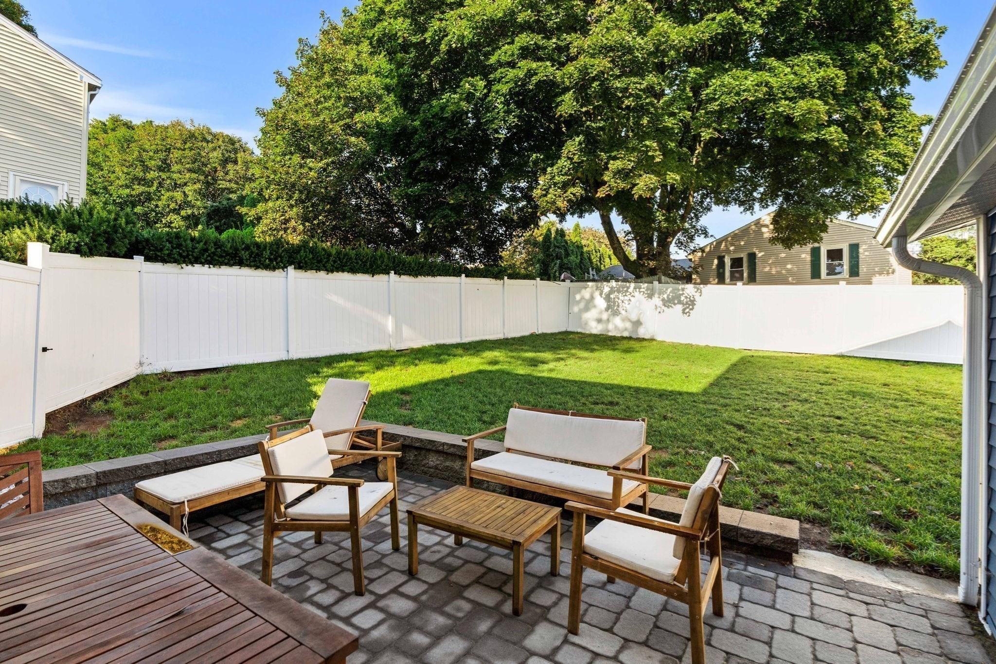 30 Williams Street Property Photo 25