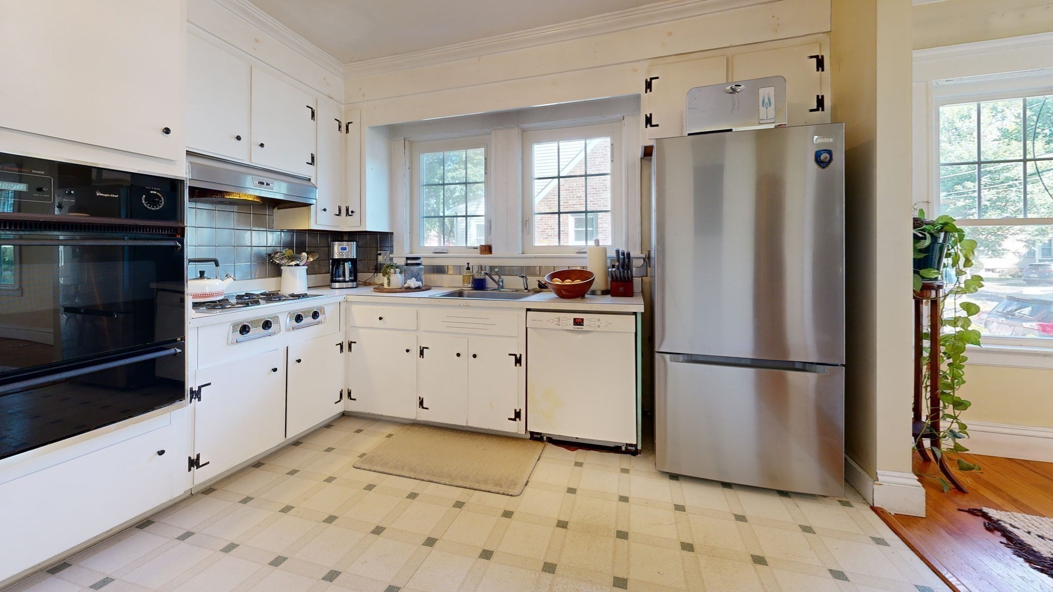 3 Parmenter Ter Property Photo 11