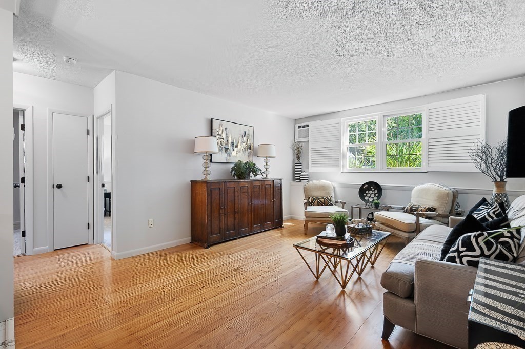 75 Leonard # 75 Property Photo 11