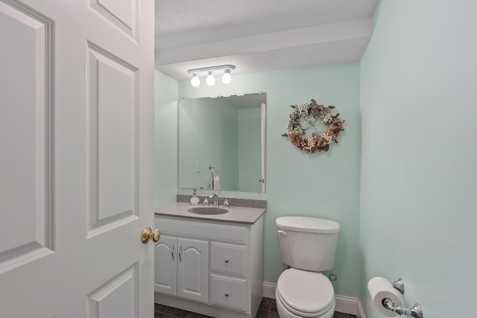 4 Samuels Ln Property Photo 34