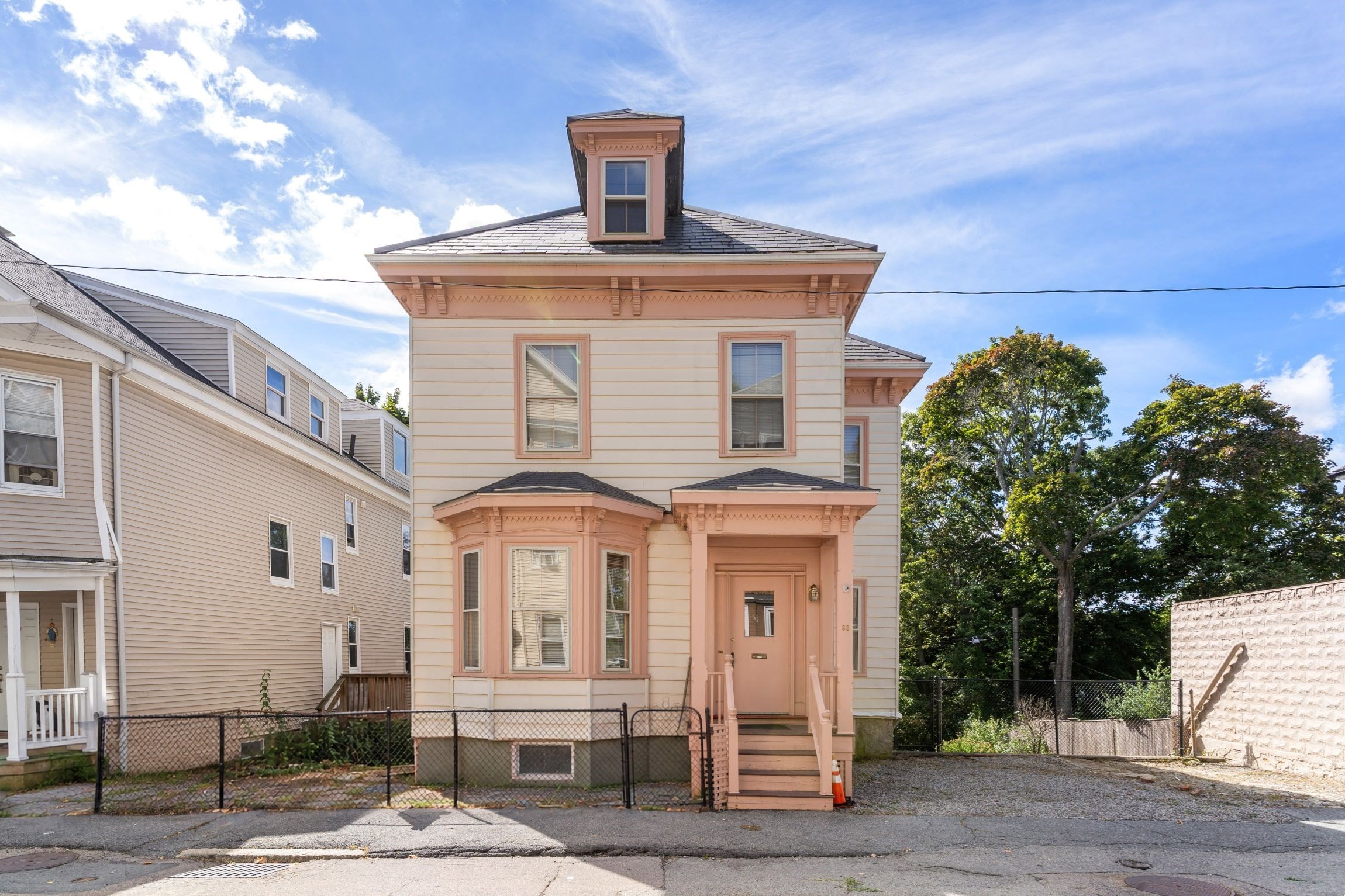 33 Cranston Street Property Photo 1