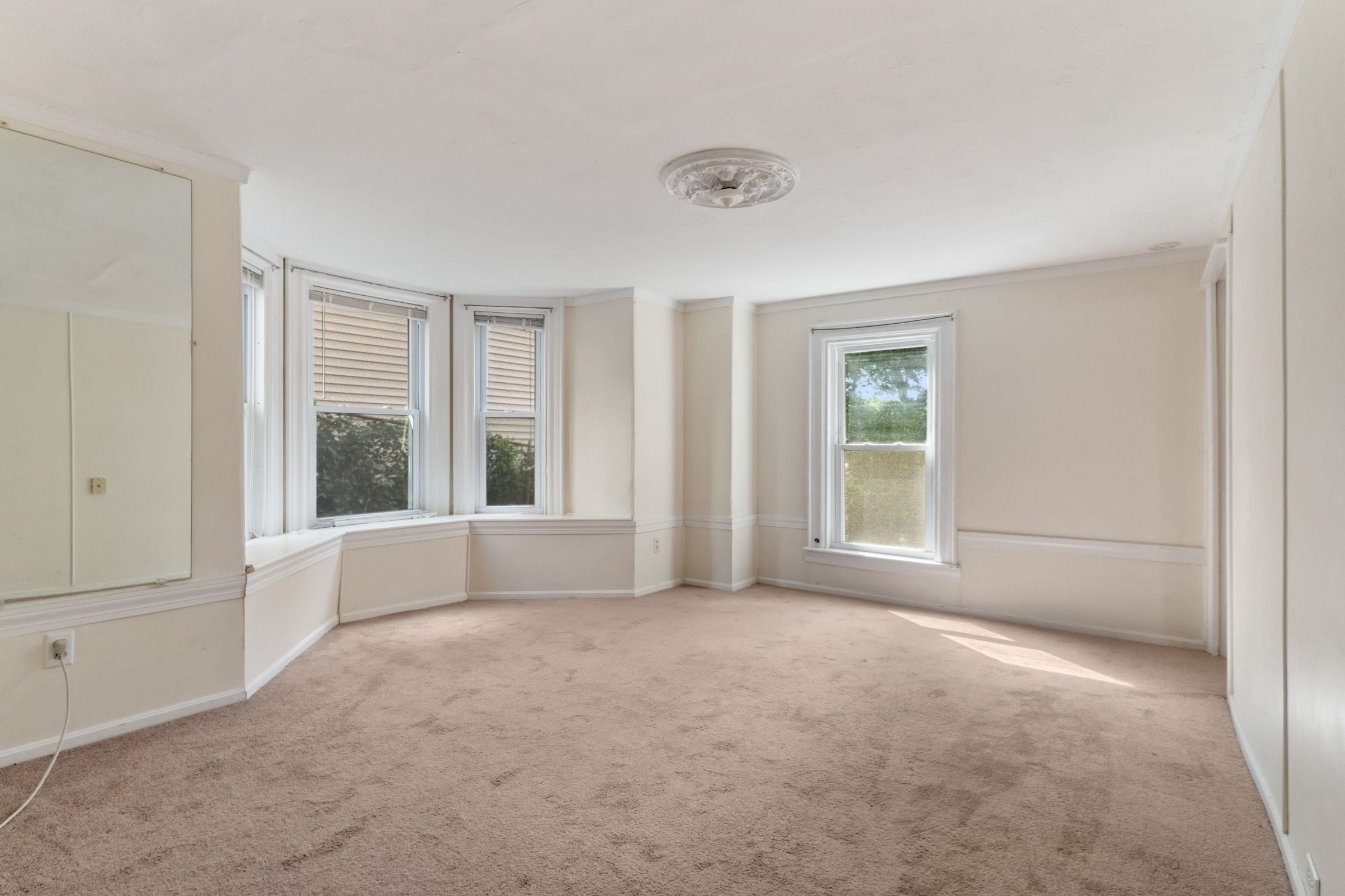 33 Cranston Street Property Photo 7