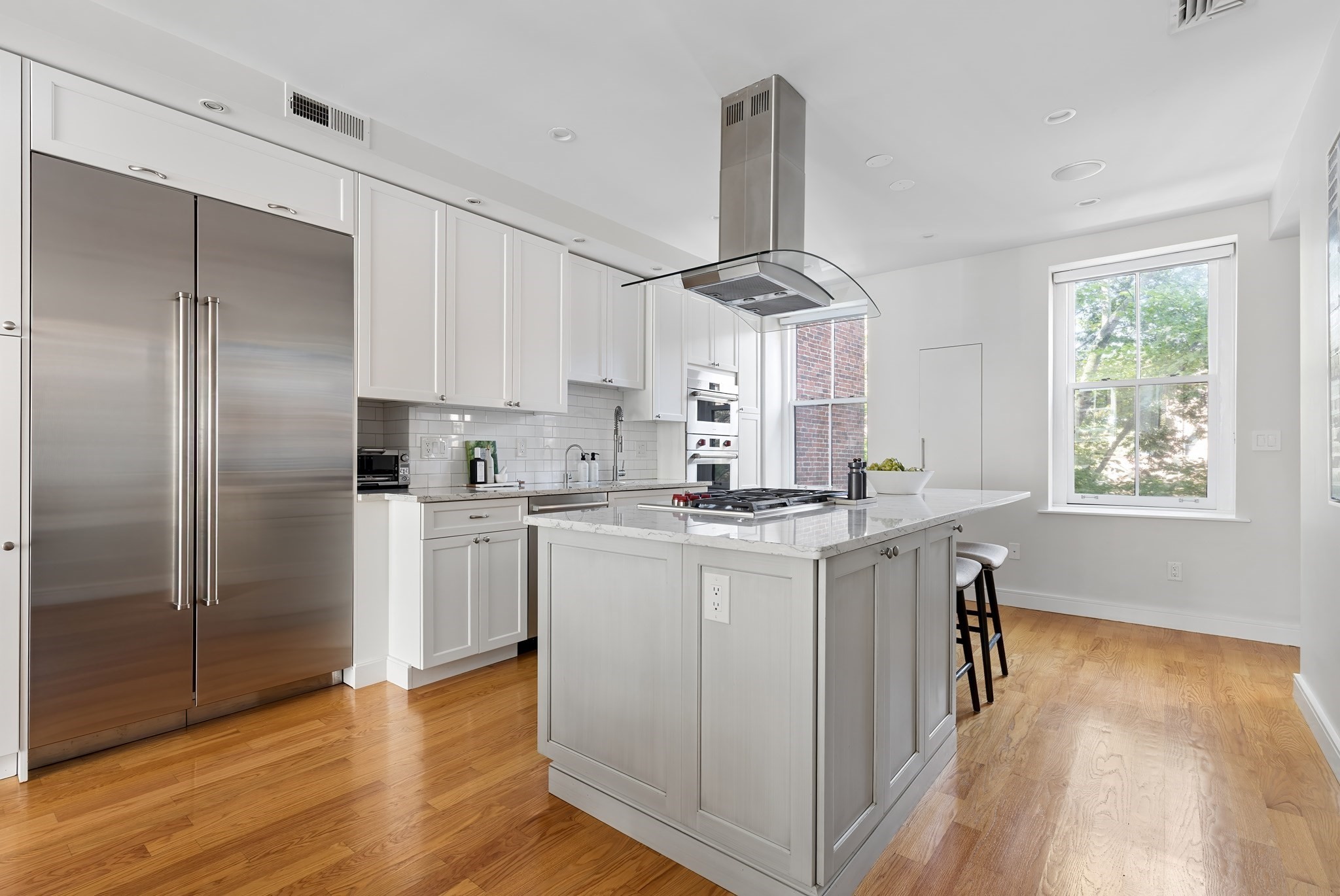 12 Gloucester Street # 4 Property Photo 6