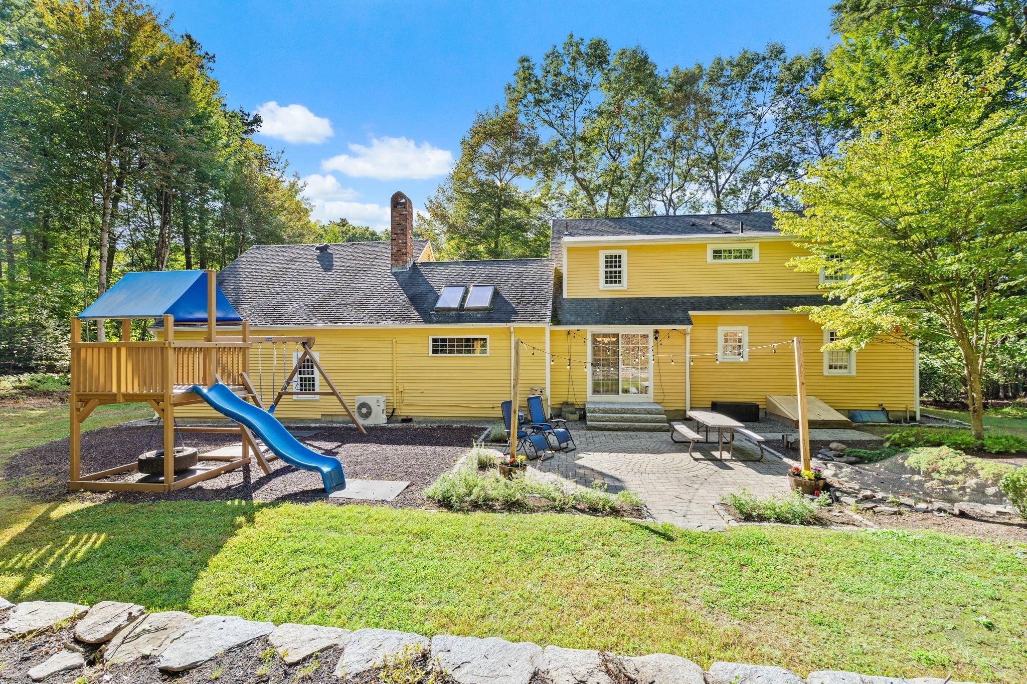 50 Nashaway Road Property Photo 2