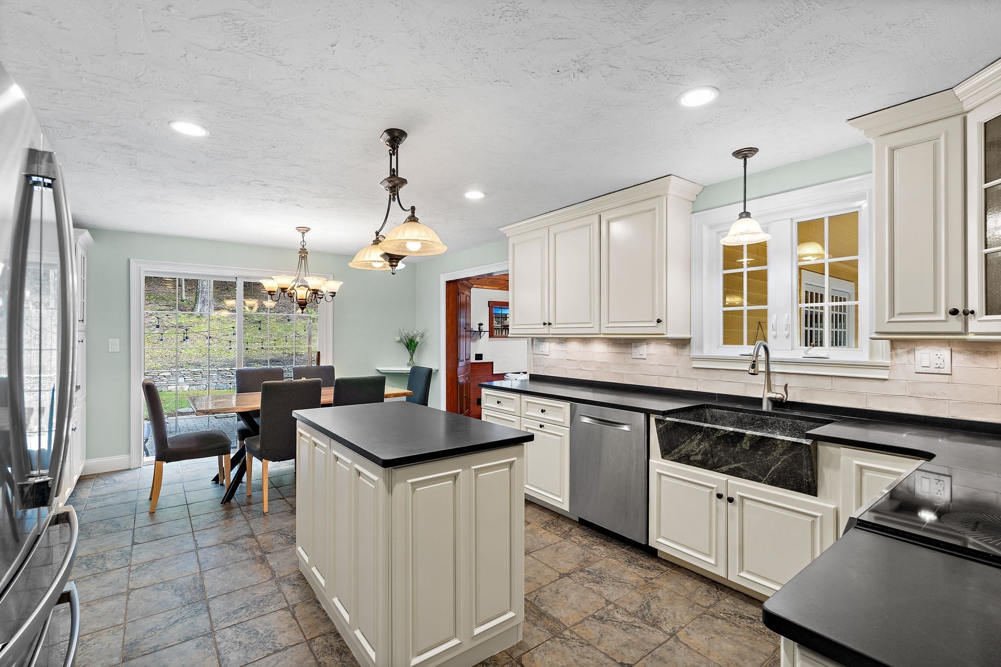 50 Nashaway Road Property Photo 6