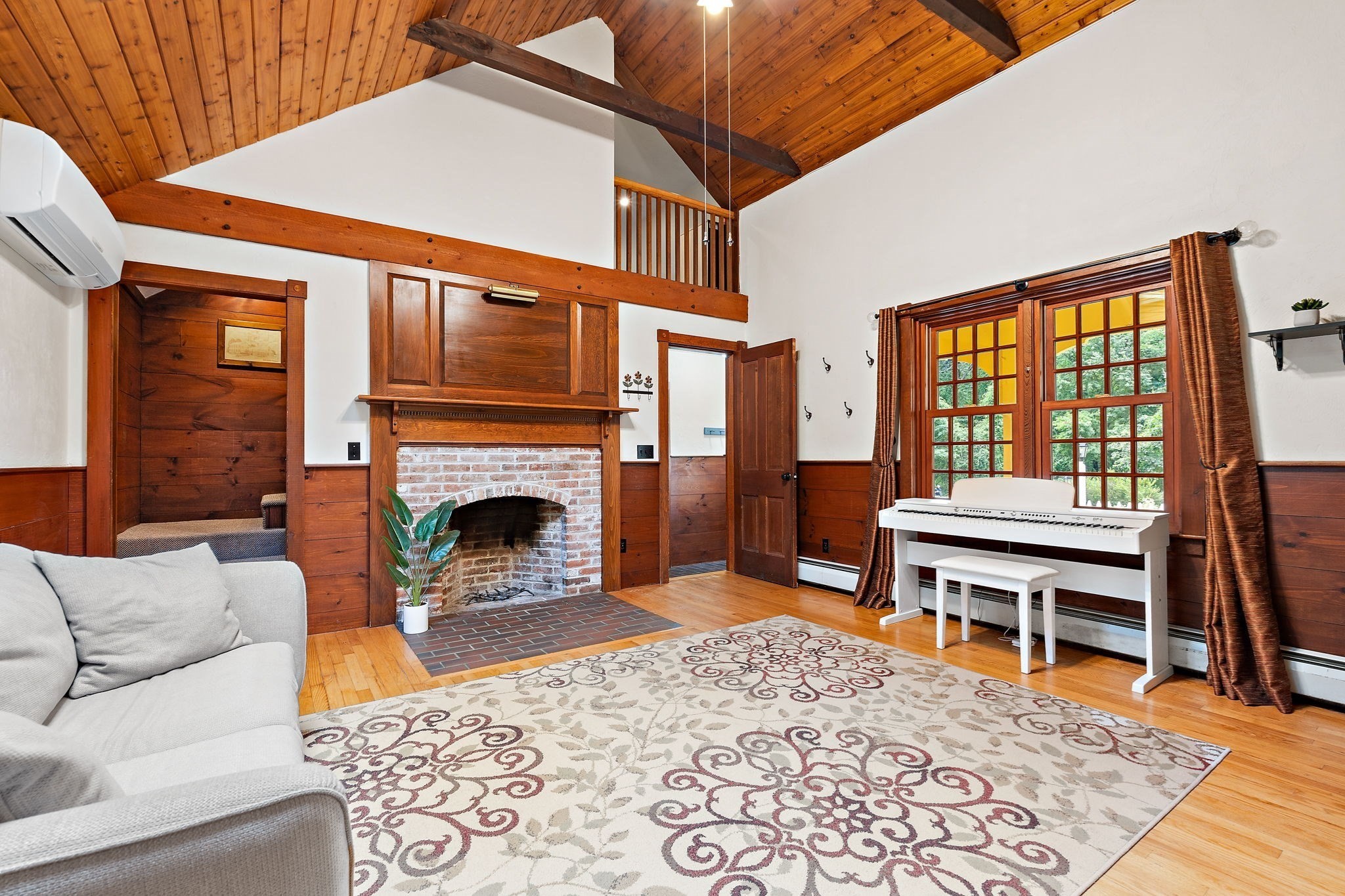 50 Nashaway Road Property Photo 9