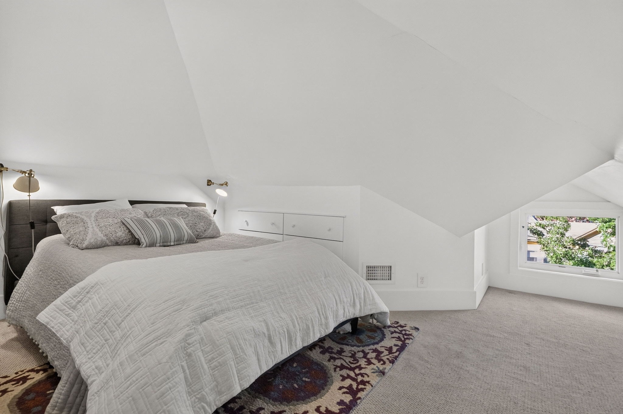 77 Spring Park Ave # 3 Property Photo 27