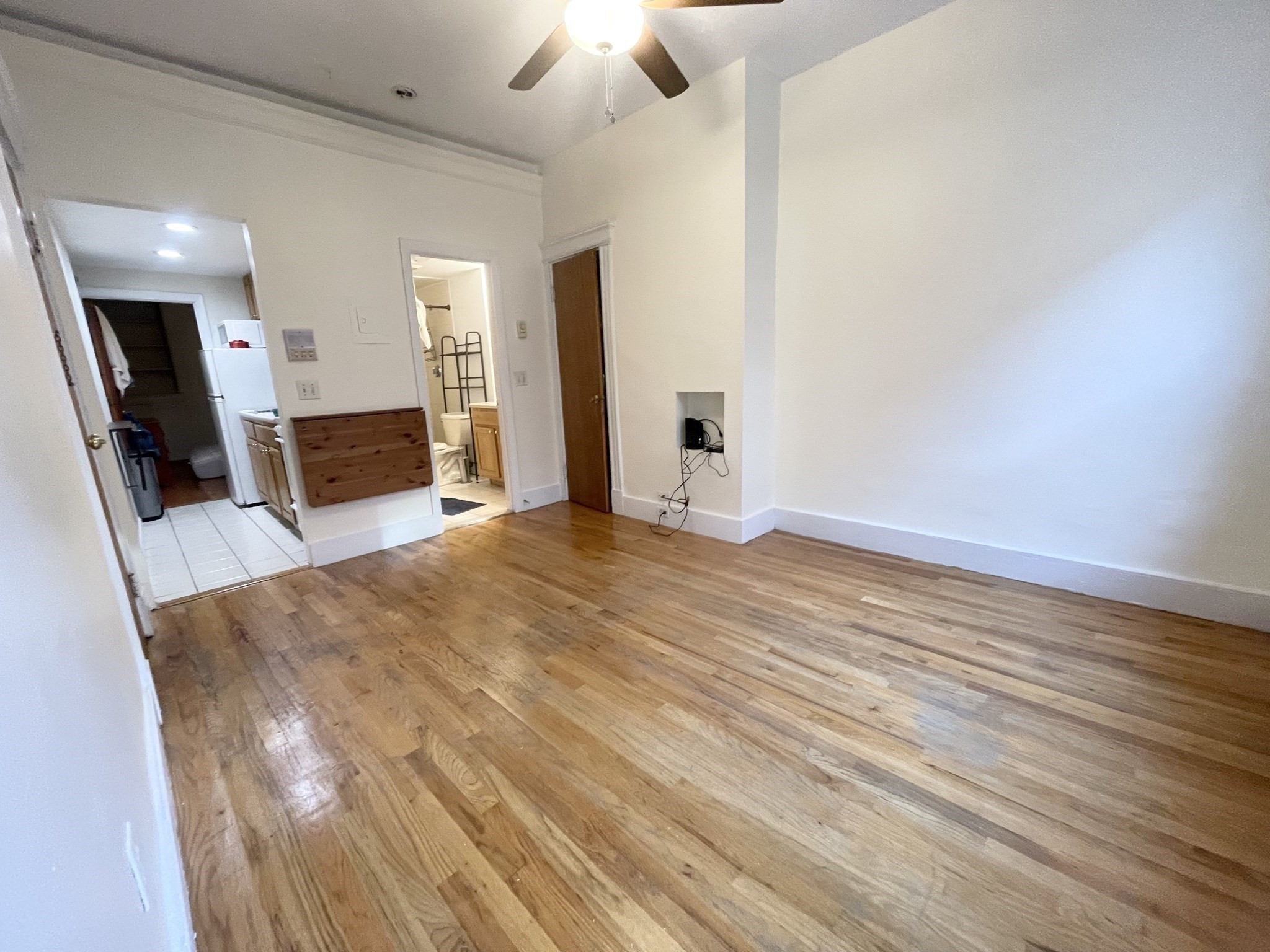 11 Grove Street # 5 Property Photo 1