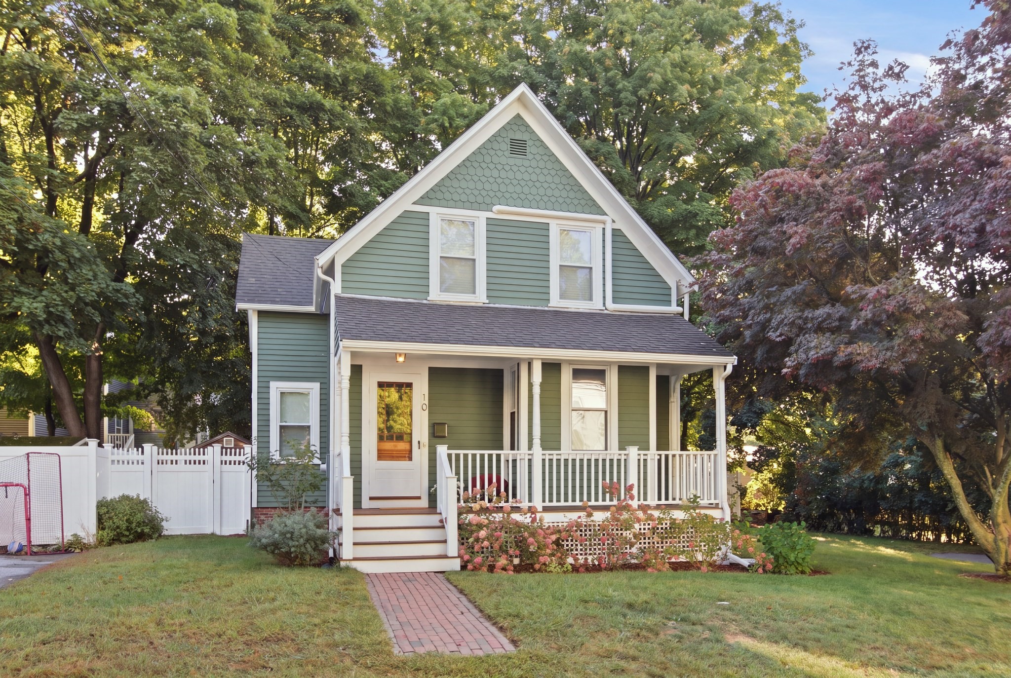 10 Eaton St Property Photo 2