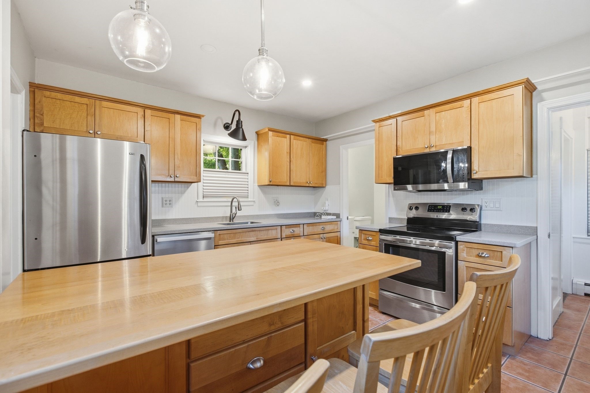 10 Eaton St Property Photo 13