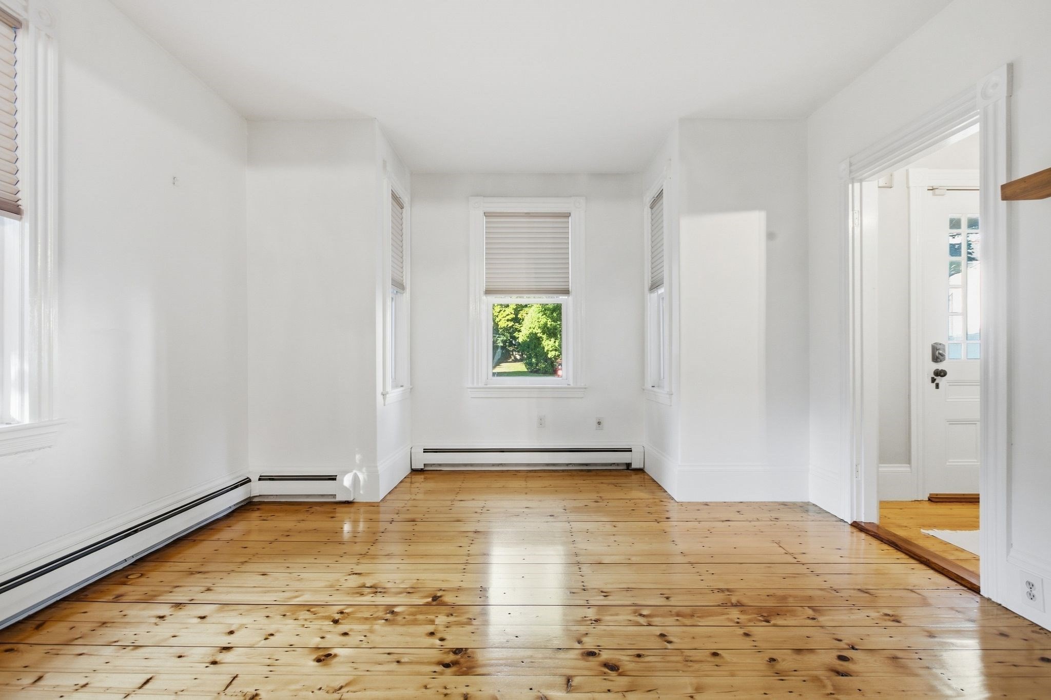 10 Eaton St Property Photo 17